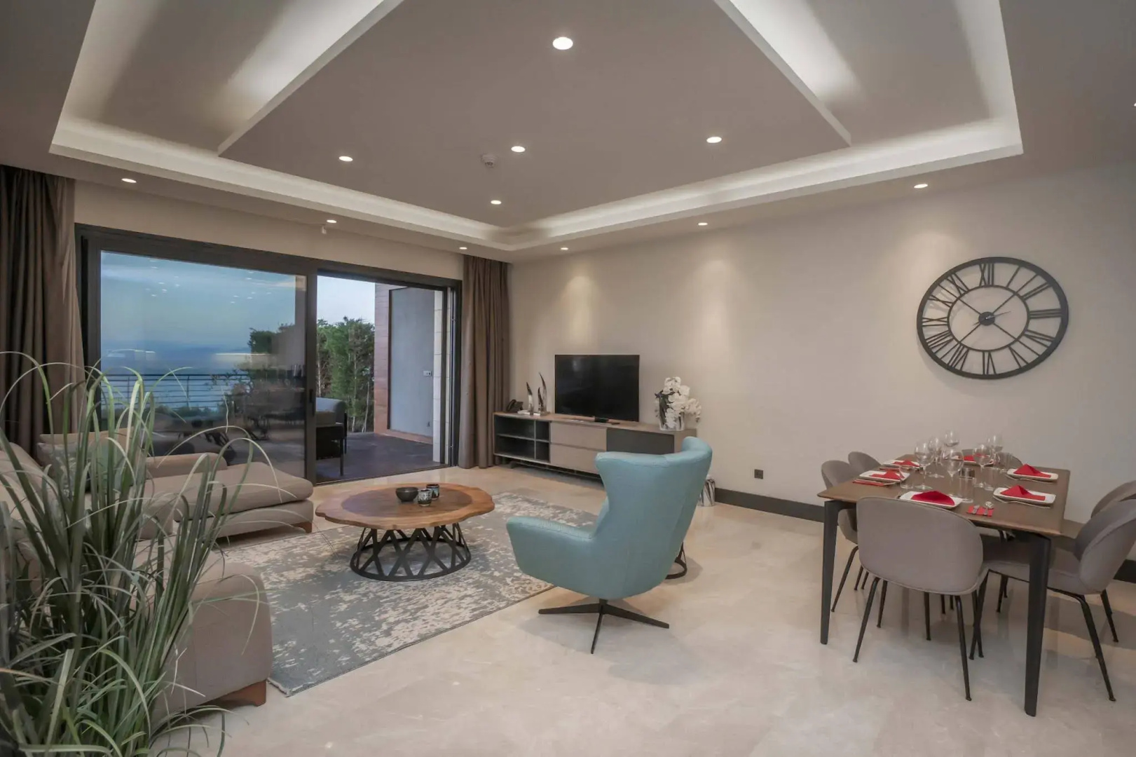 Red Rock Hotel & Suites by Selvese