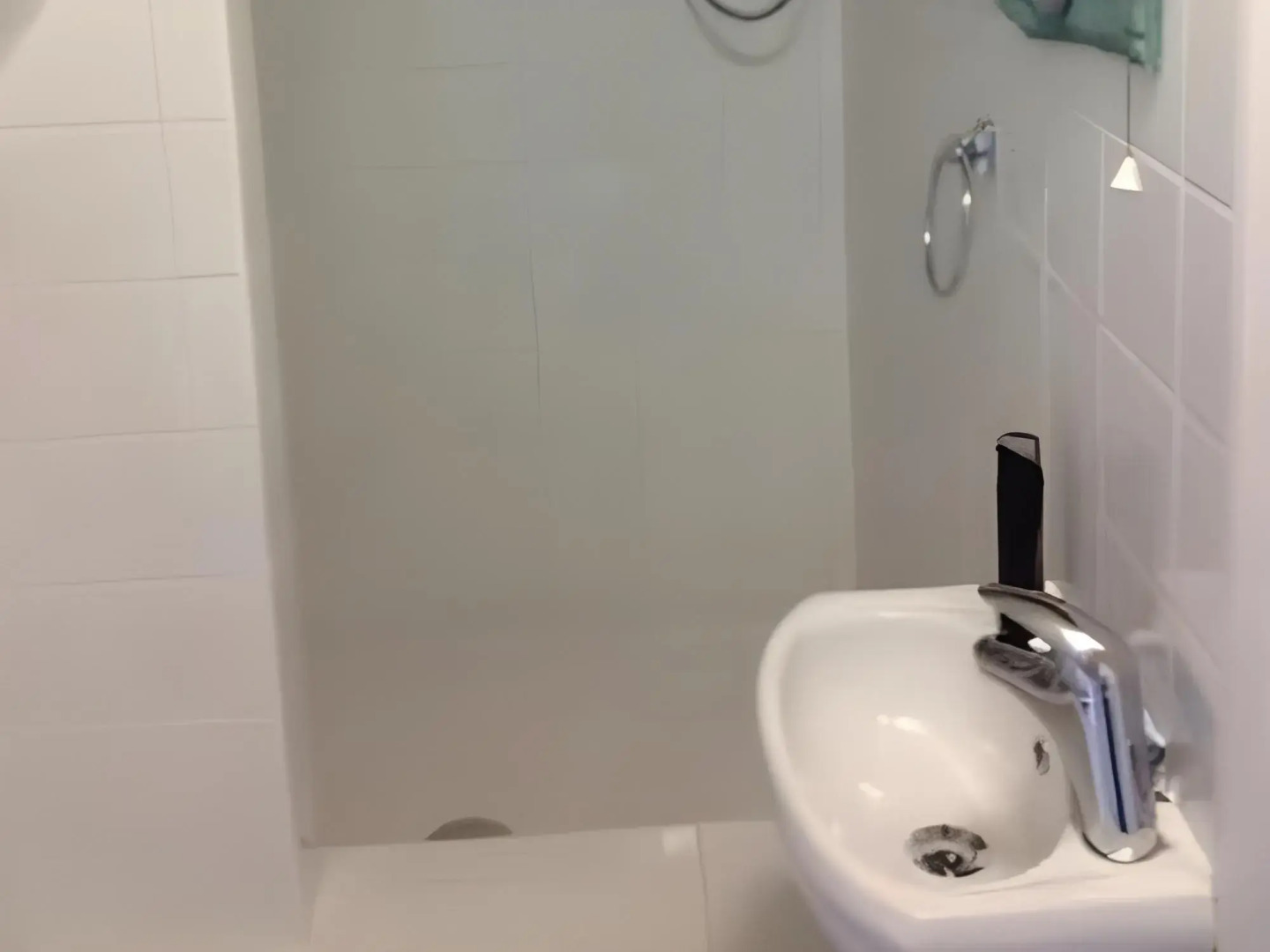 Three Horseshoes Inn