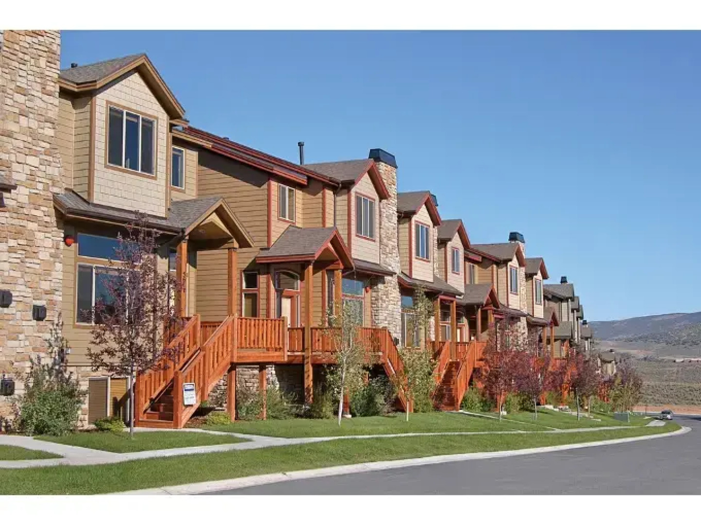 All Seasons Resort Lodging-Bear Hollow Village