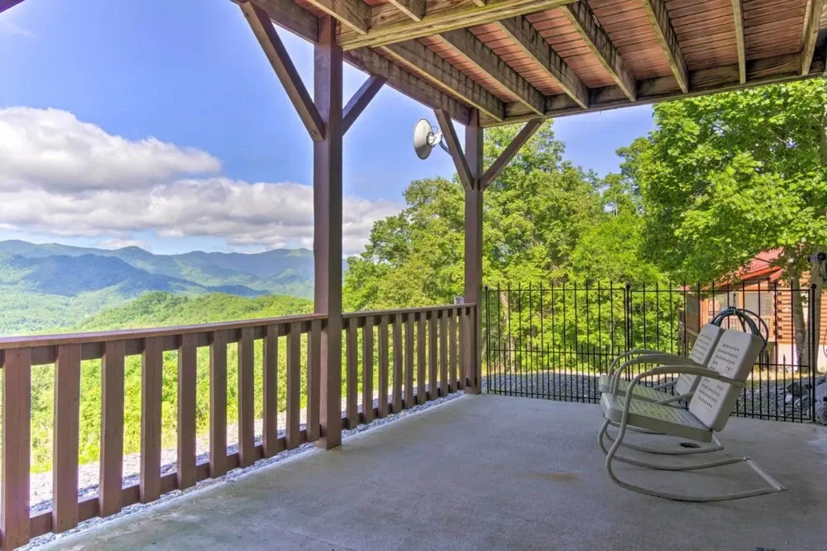 'smoky Top Summit' ~ 12 Miles to National Park!