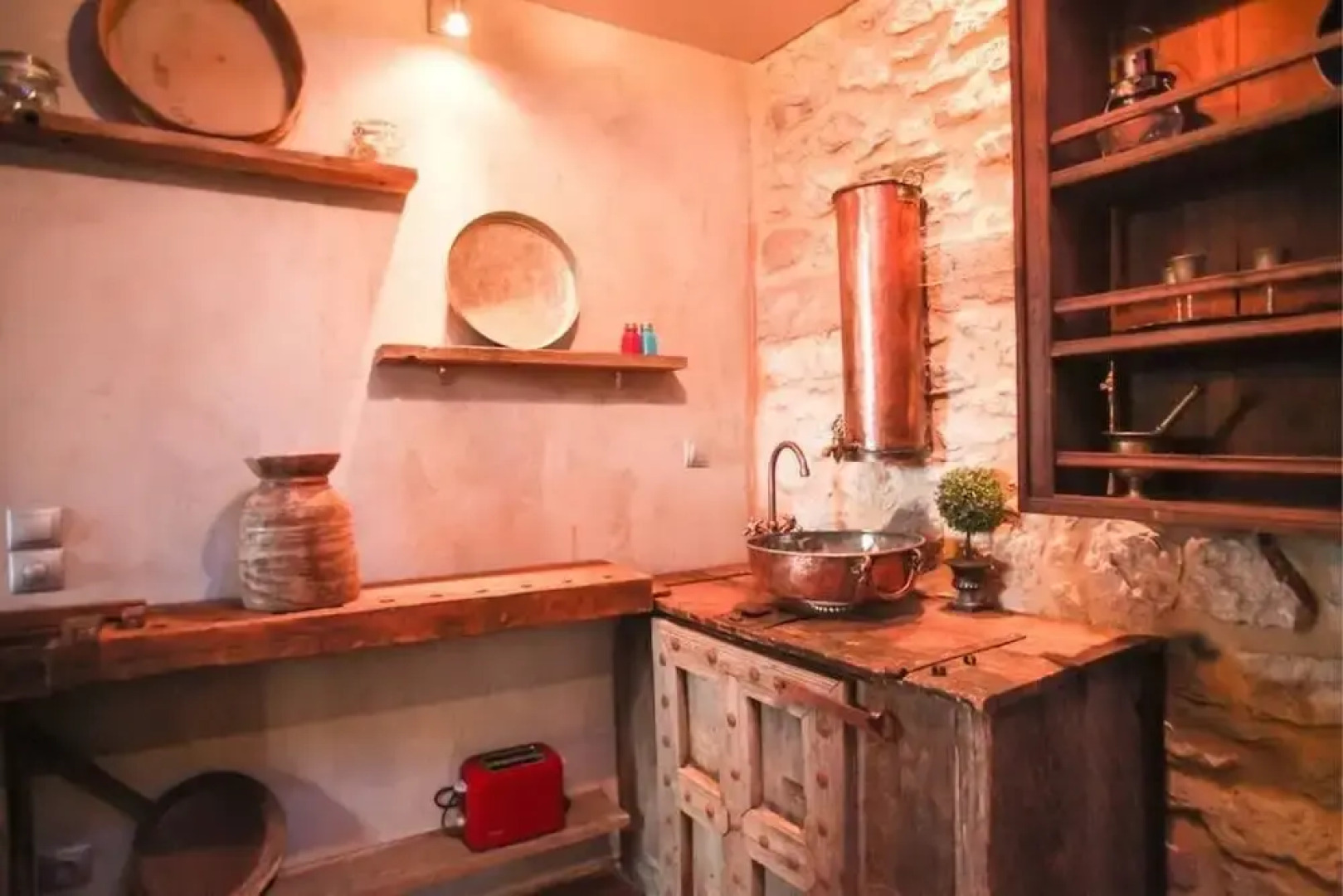 Antique Luxury Suite 65sq.m.