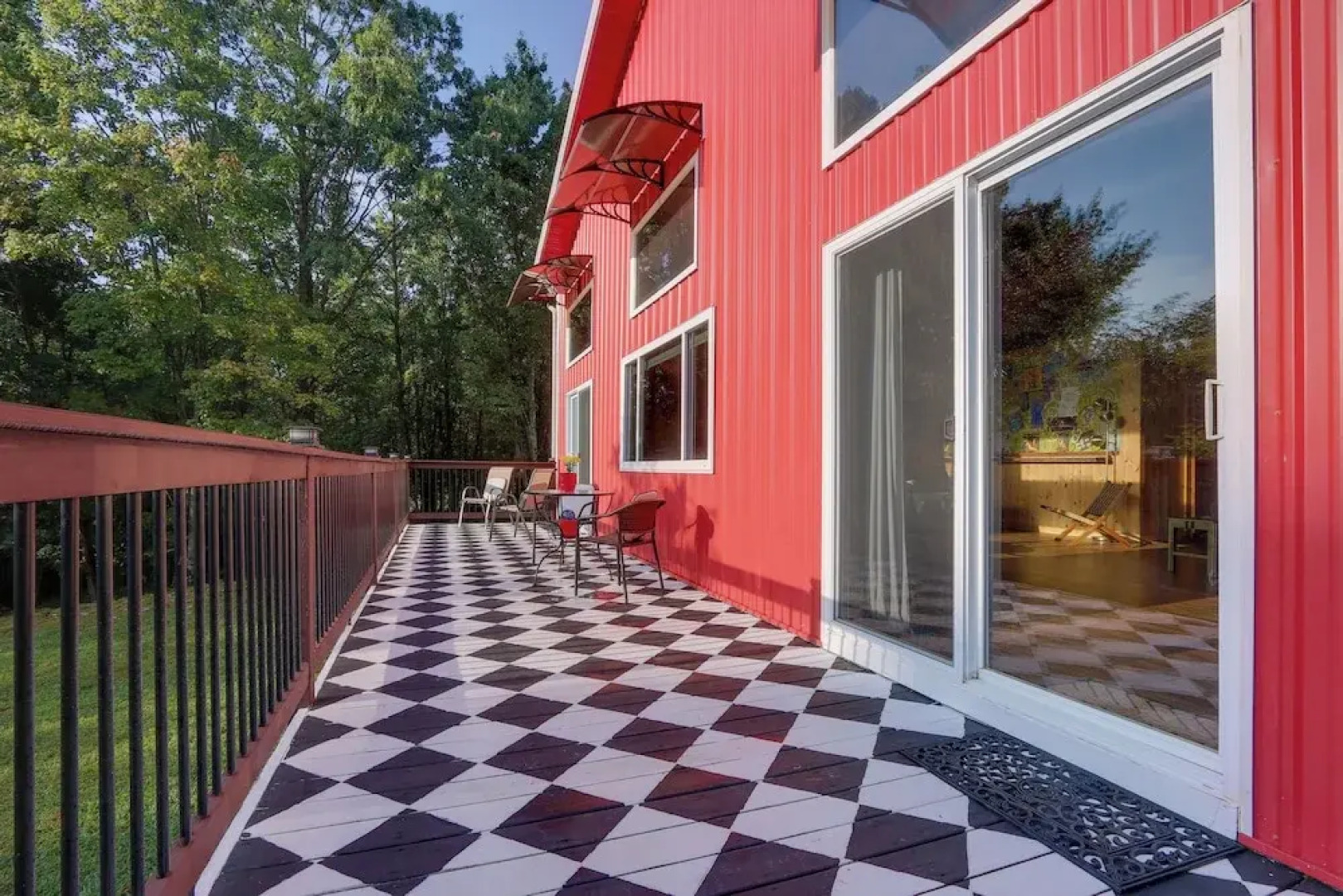 Secluded Berkeley Springs Home w/ Fire Pit + Deck!