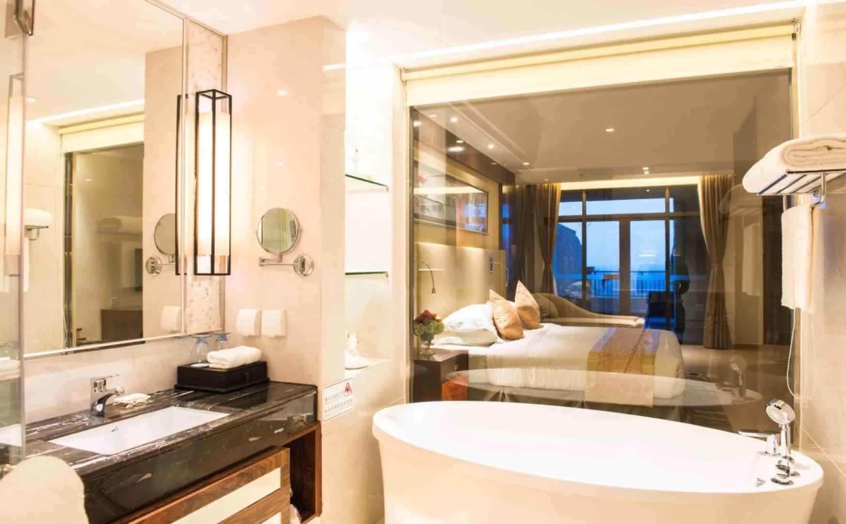 Chengmai Meilang Bay Xiangmian Hotel