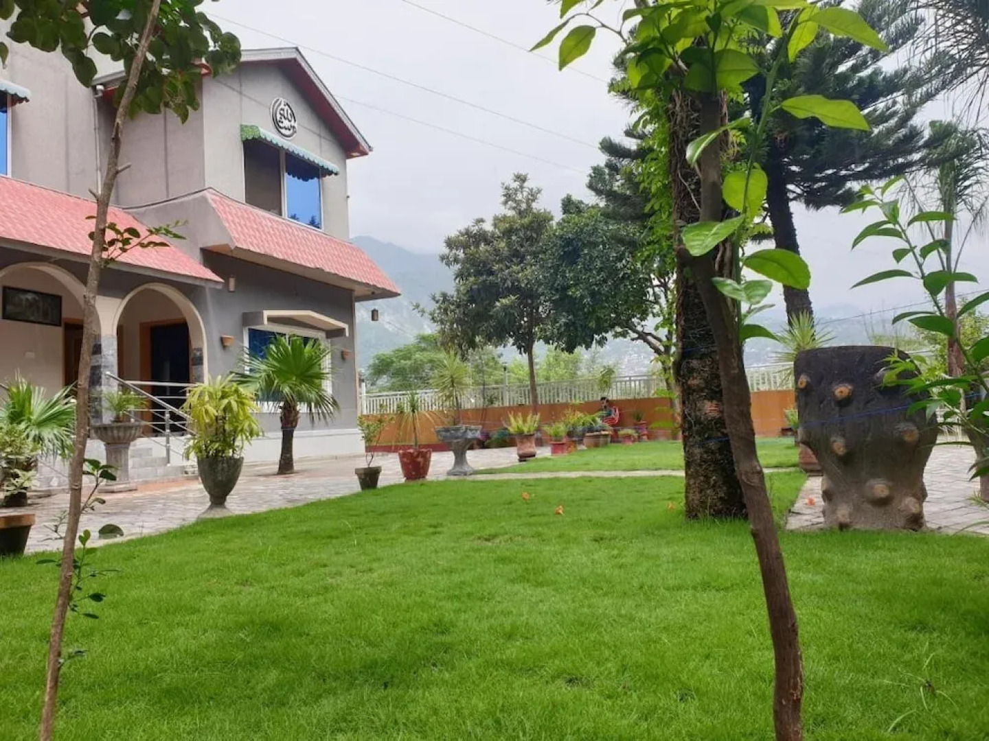 Hotel Kashmir Lodge Muzaffarabad