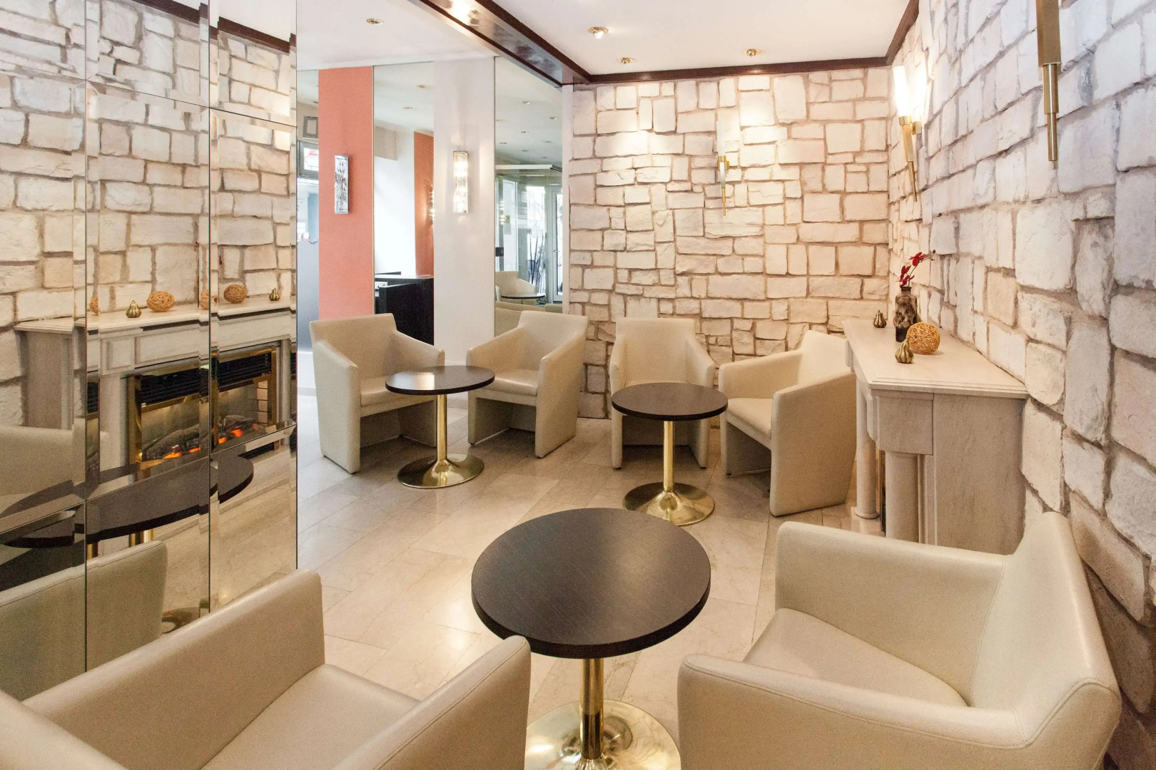 Centro Hotel Mondial