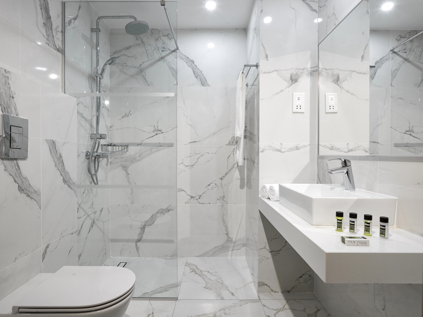 The Blue Ivy Hotel and Suites