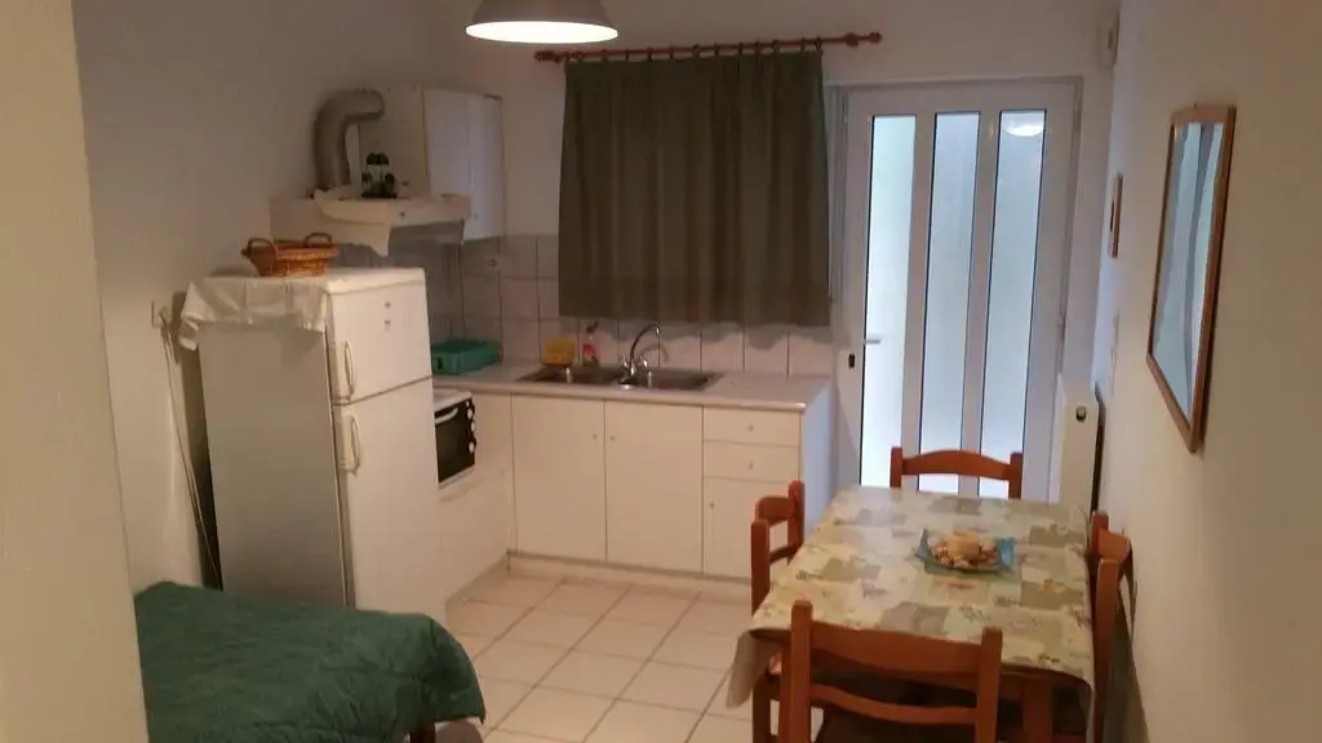 Schinas Apts.