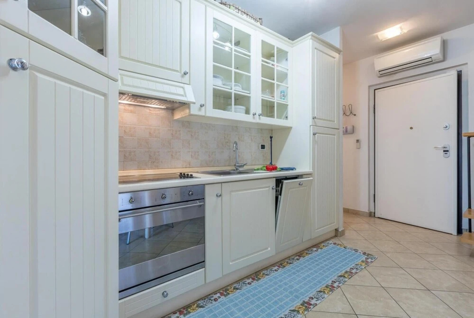 Beatrice 7 15 min From sea Palco C7