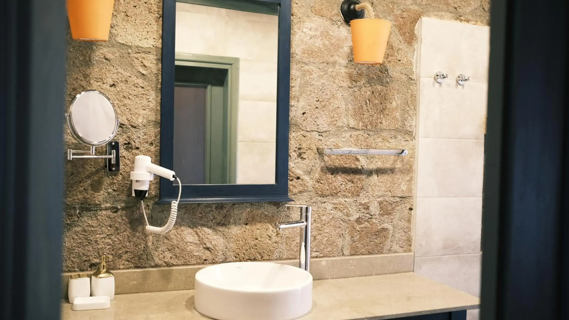 Assos Sunaba Kasri - Special Class