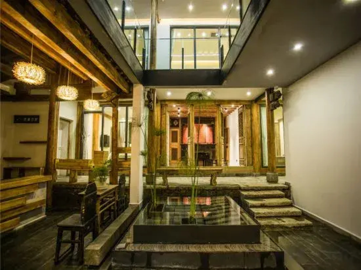 Heshun Maohong Shanju Inn