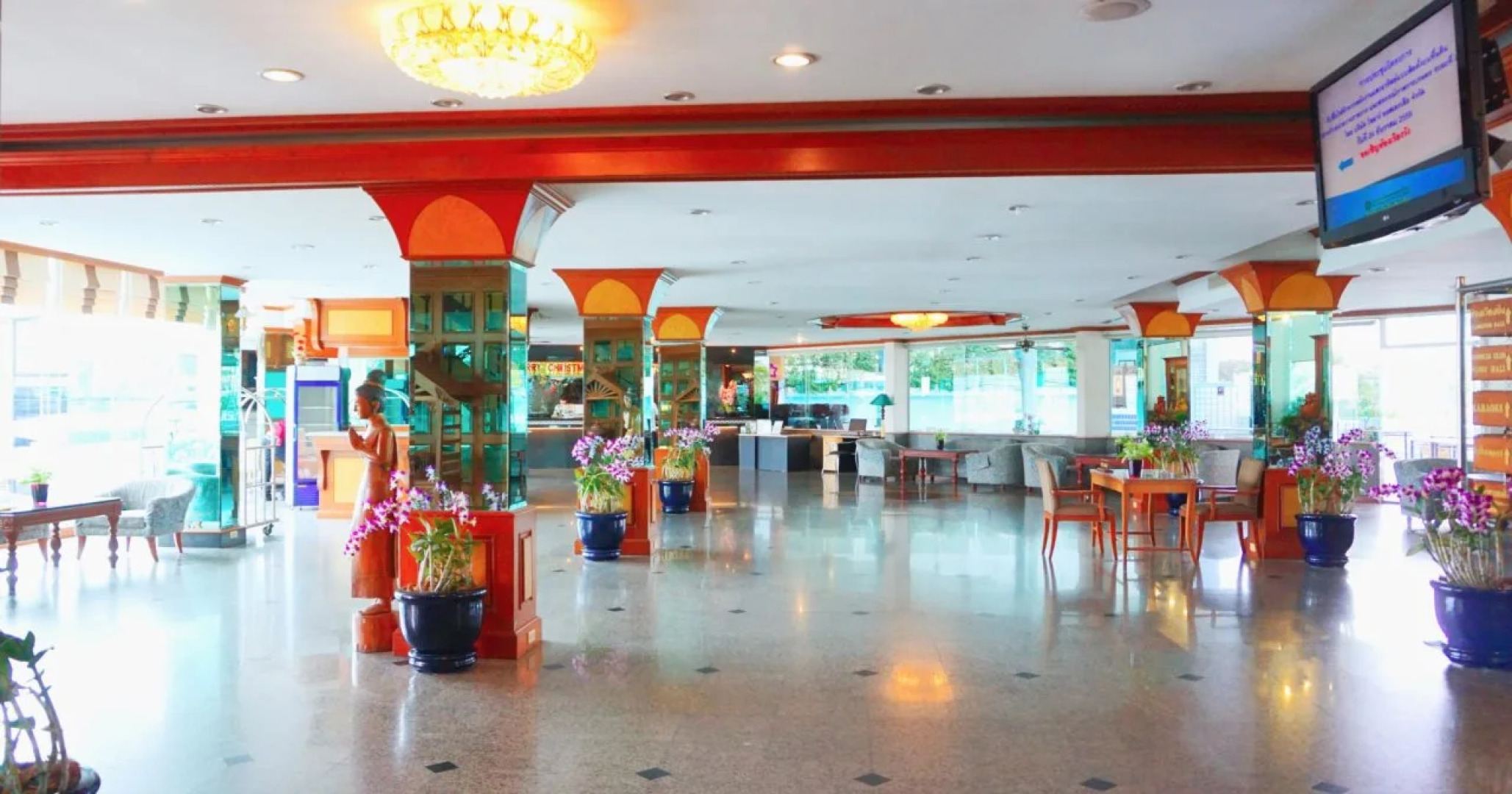 The Viangtak Riverside Hotel