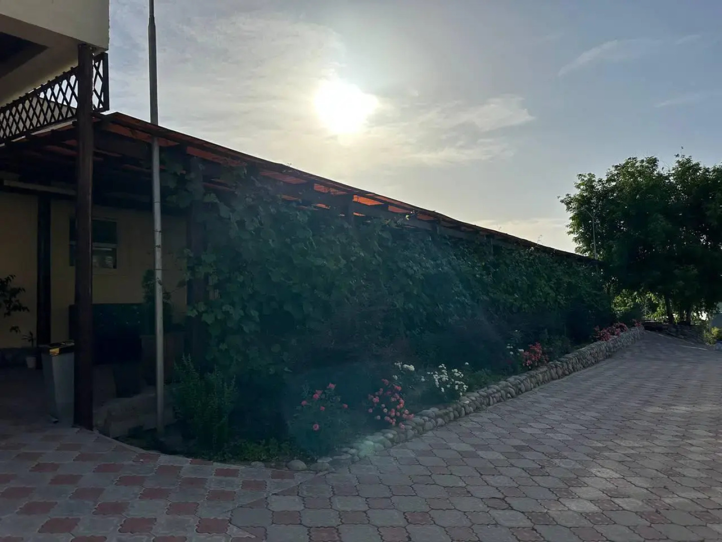 Sultan Kyzyl-Kia (Султан Кызыл-Кия)