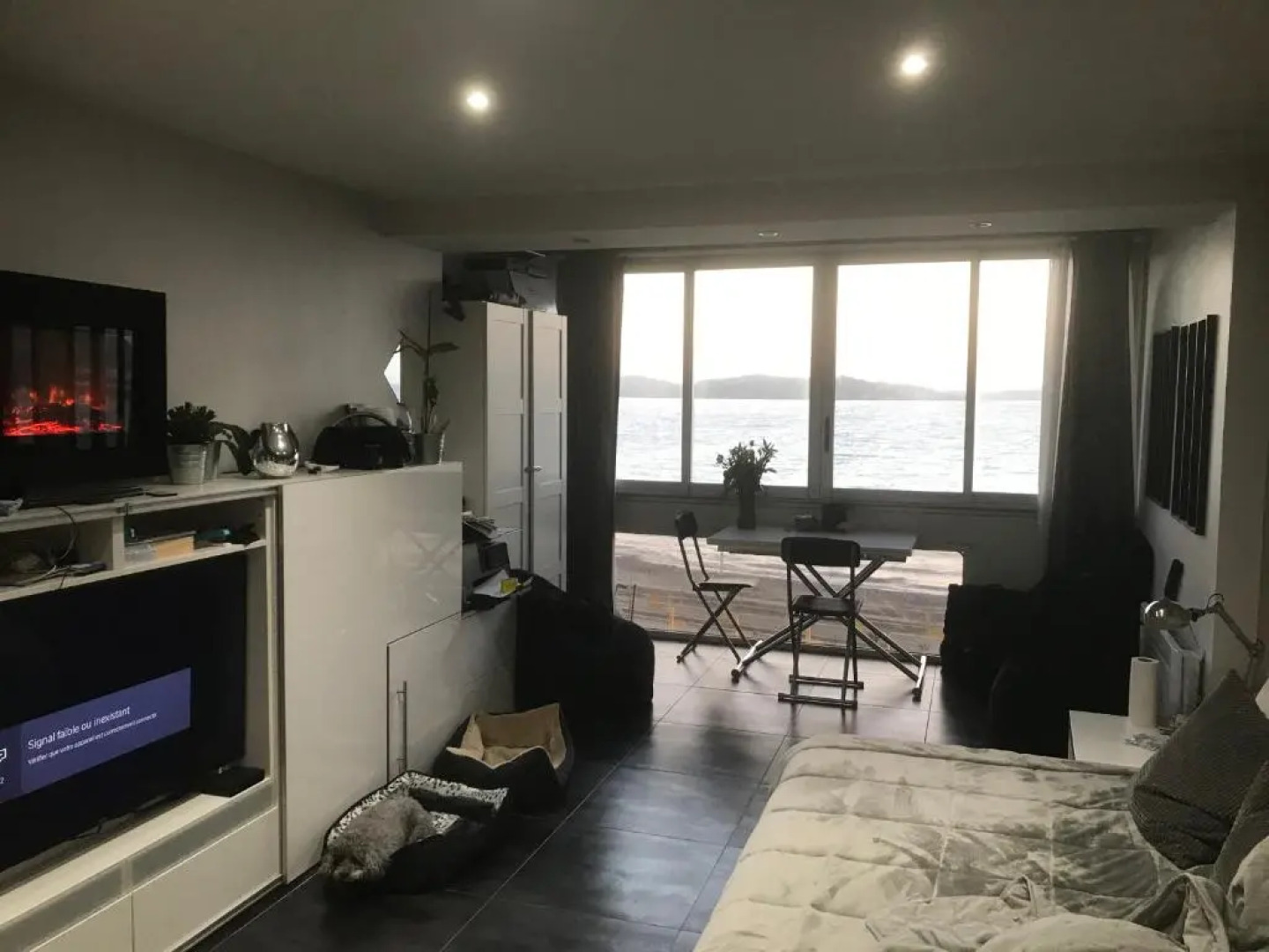 T2 les pieds dans l eau Vue Mer