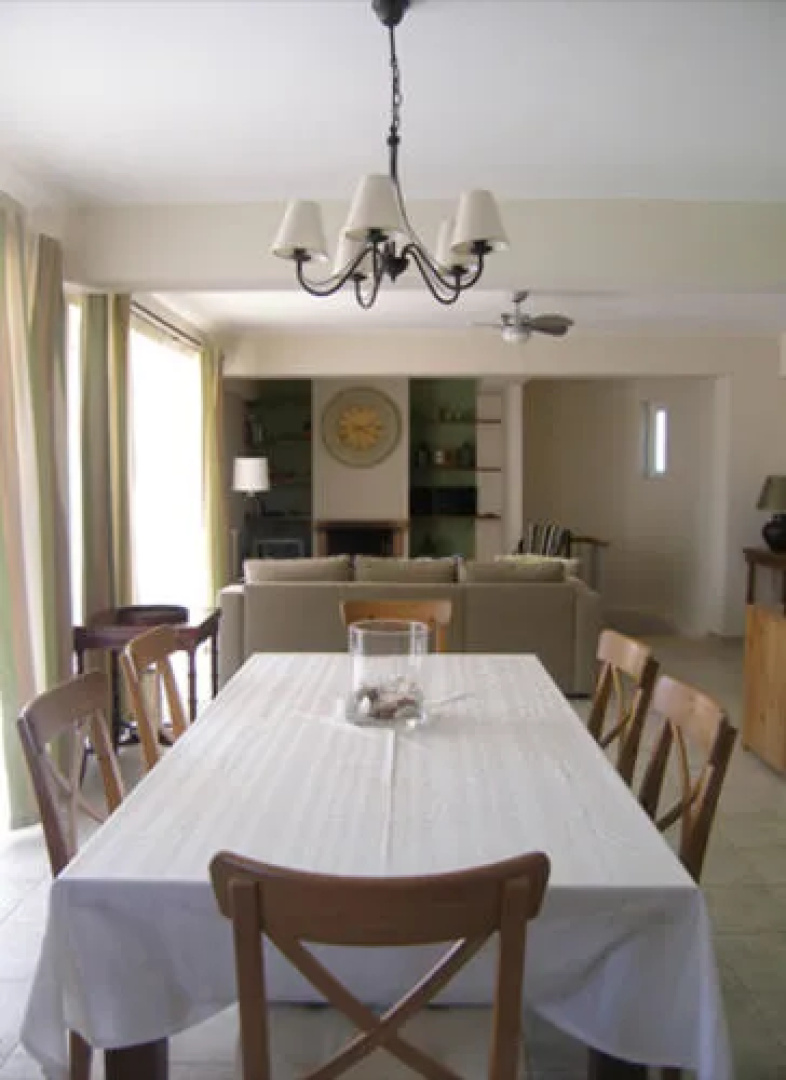 Dialiskari Villas