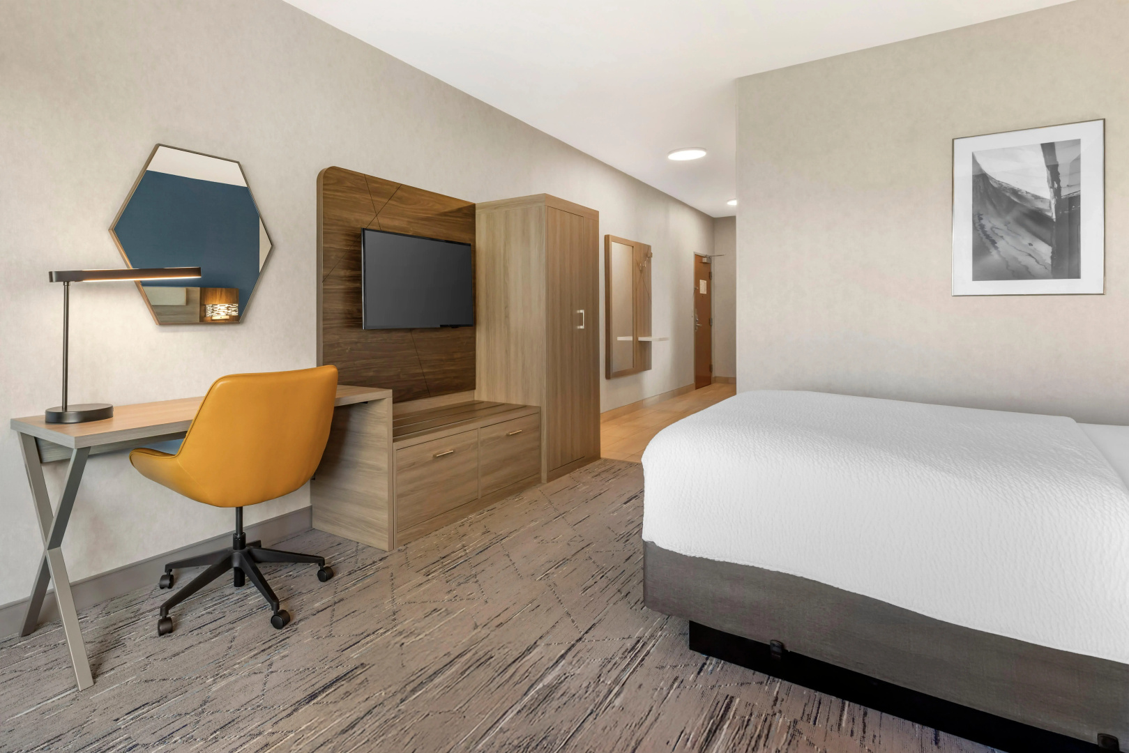 Holiday Inn Express & Suites Astoria by IHG