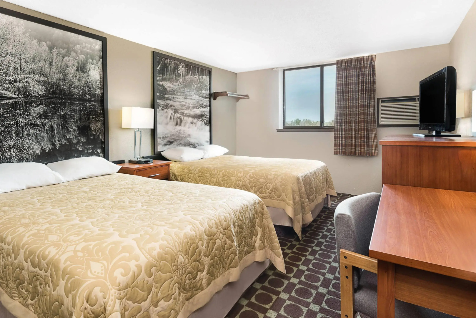 Super 8 by Wyndham Miles City