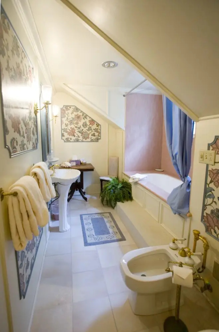 The Gambier House Bed and Breakfast