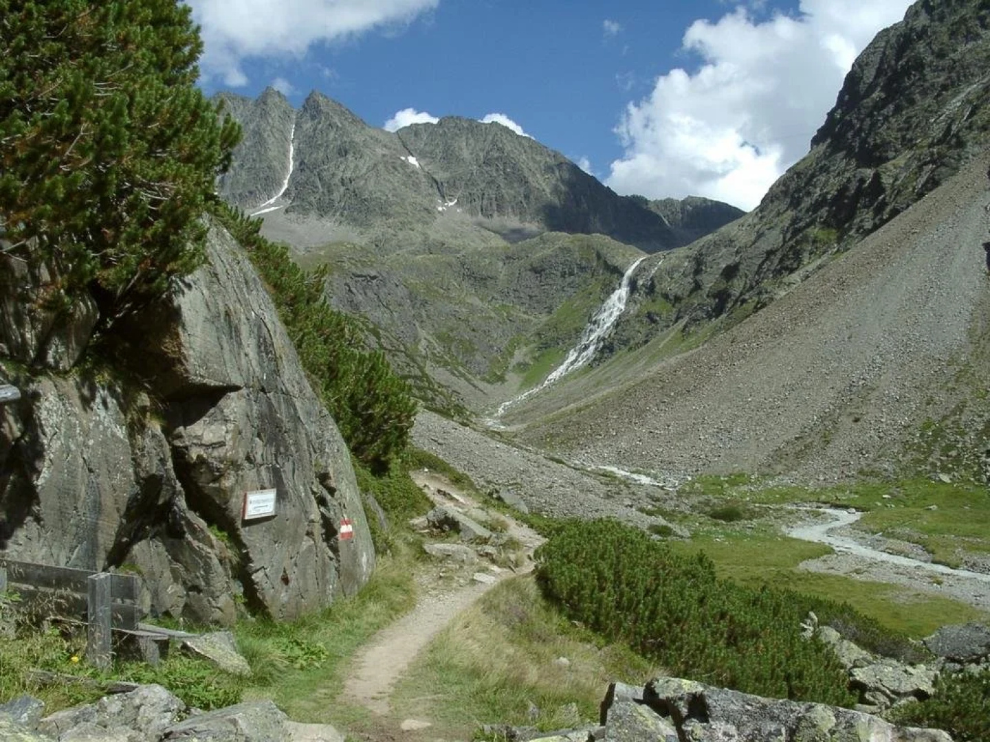 Hotel Garni Ötztalerhof