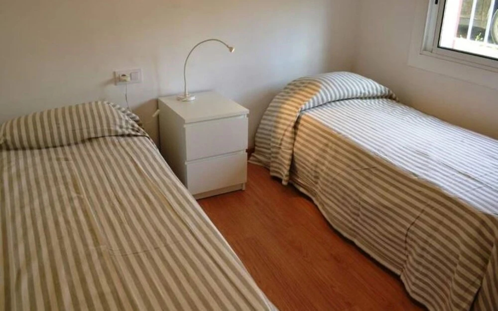 106304 - House in Colera