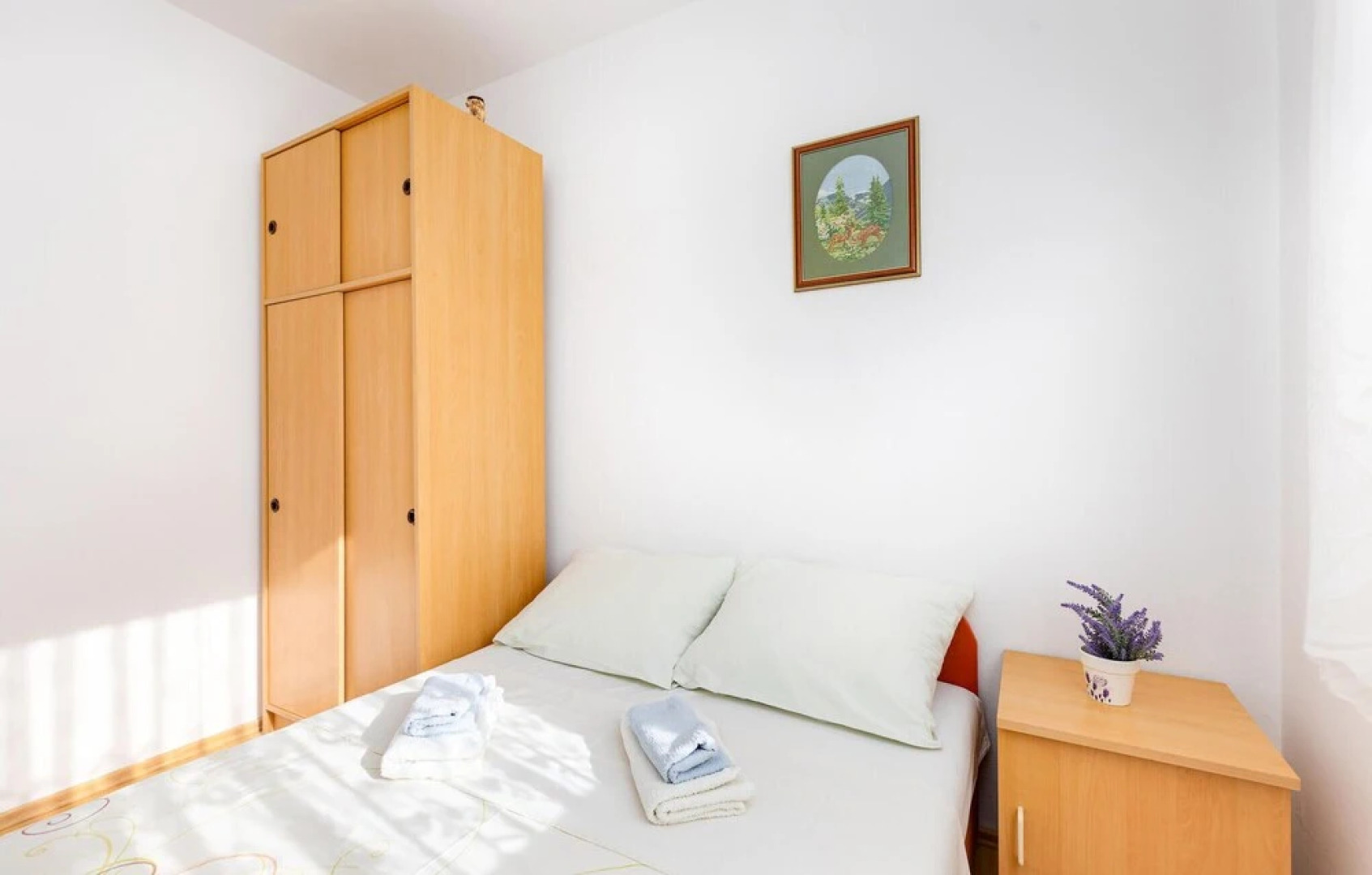 Beautiful Home in Rasopasno With Wifi and 1 Bedrooms