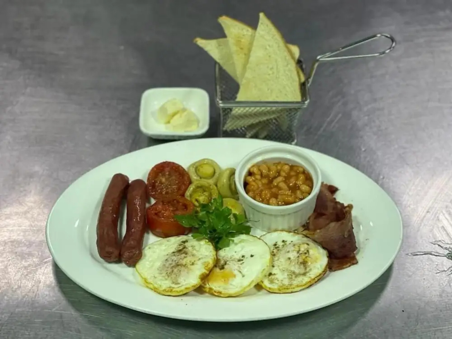 Kim Royal Hotel And Suites