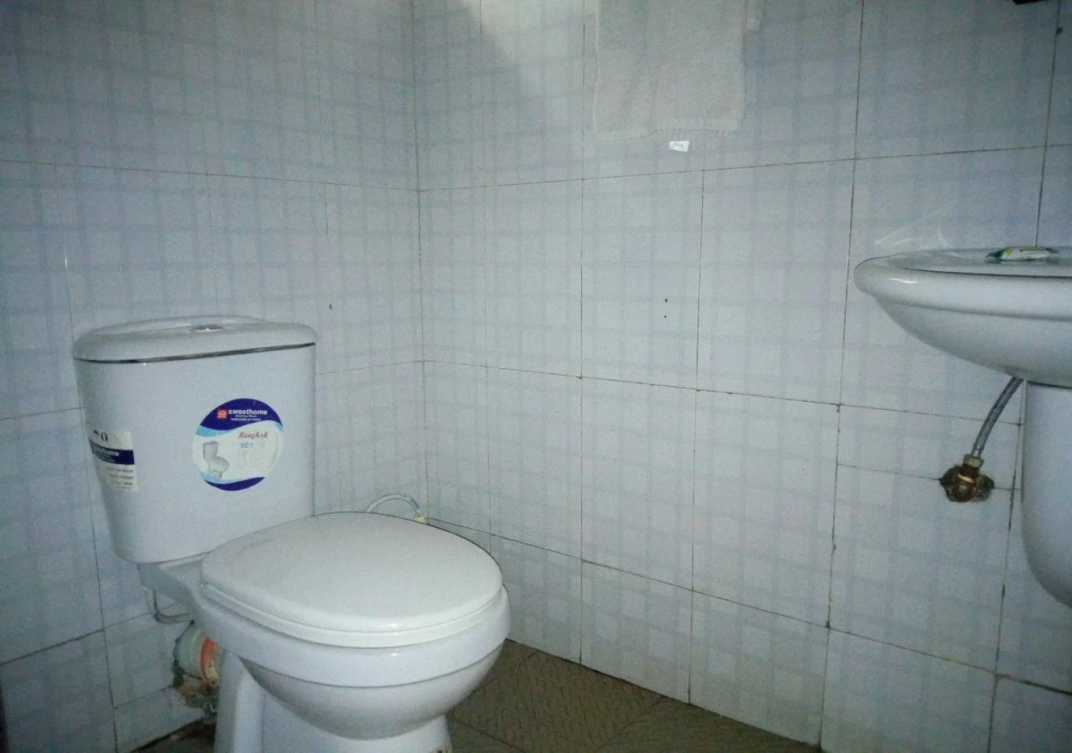 Bayse One Place Jericho