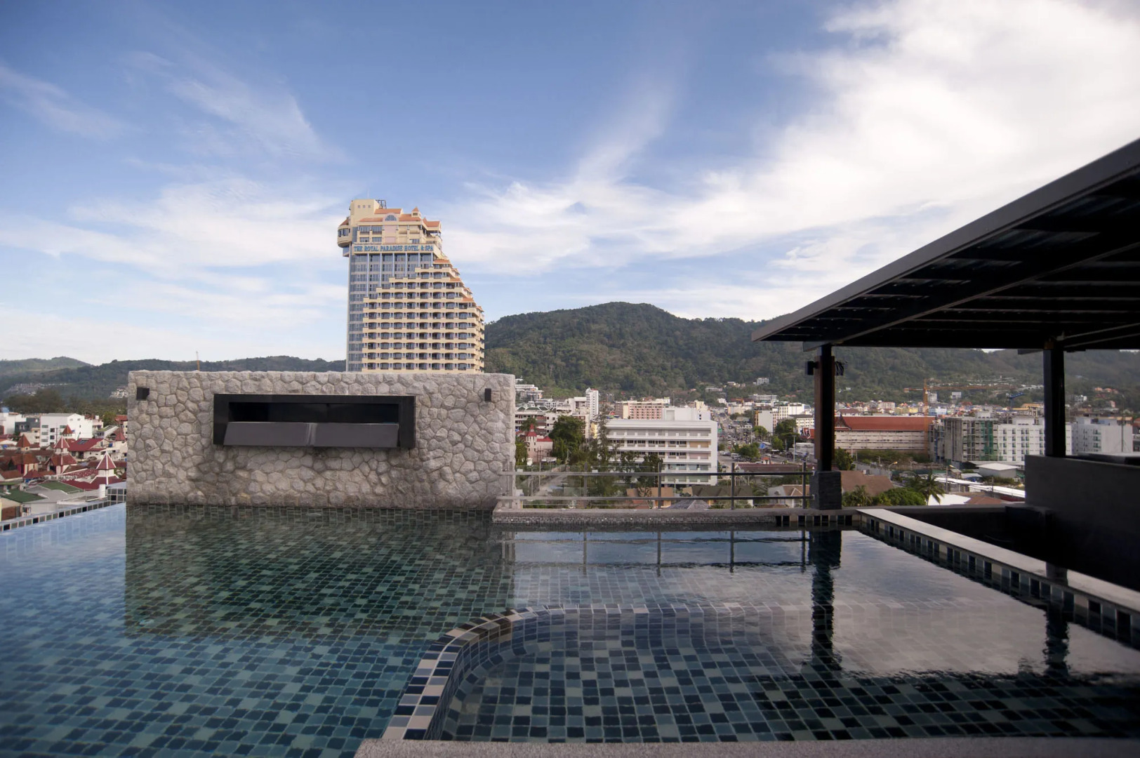 Отель The Gig Hotel