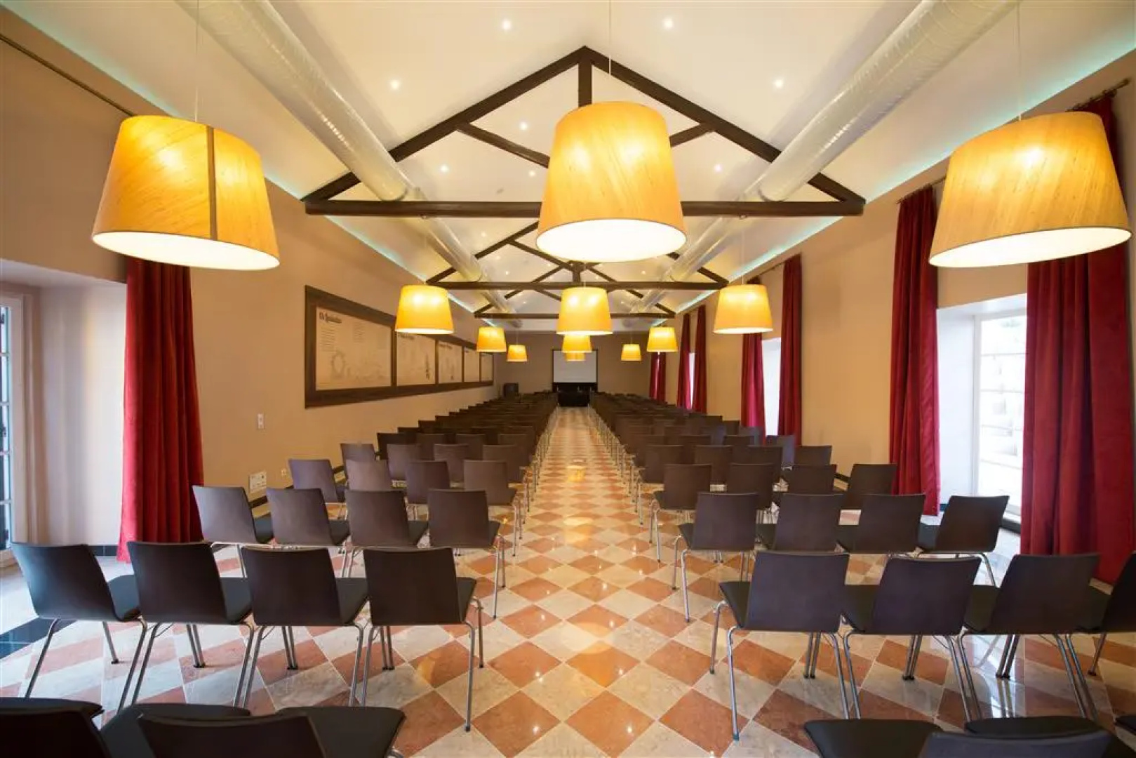 Отель Vila Gale Collection Palacio dos Arcos