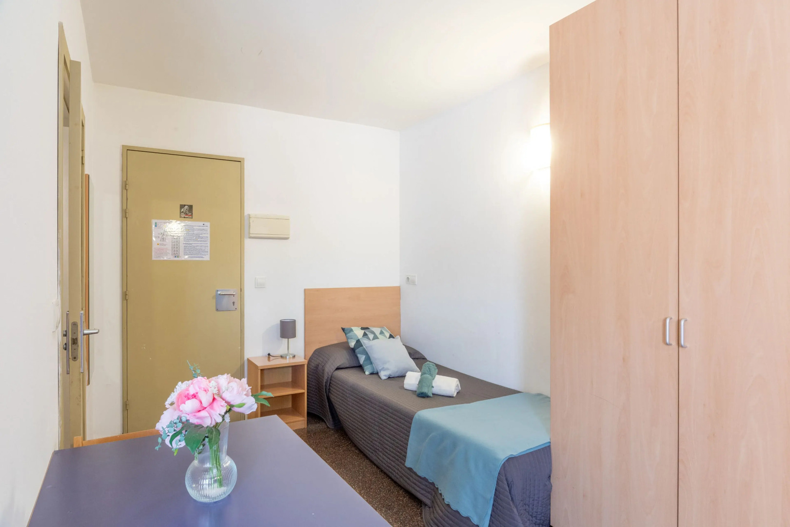 Residencia Universitaria Resa La Ciutadella -Campus Accomodation