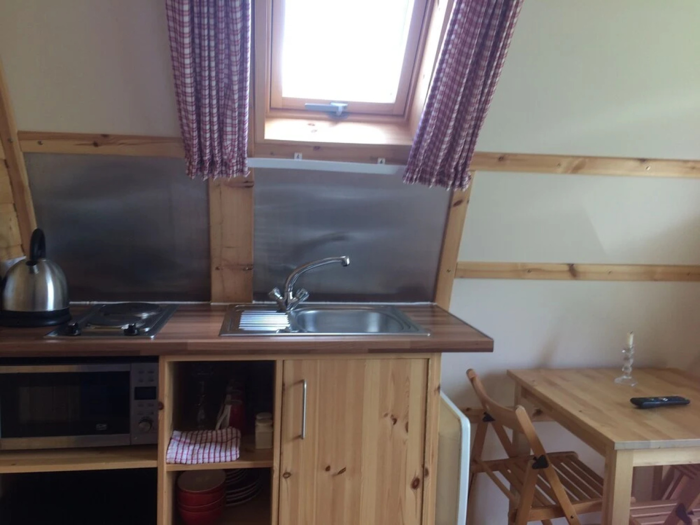 Loch Shin Luxury Pods