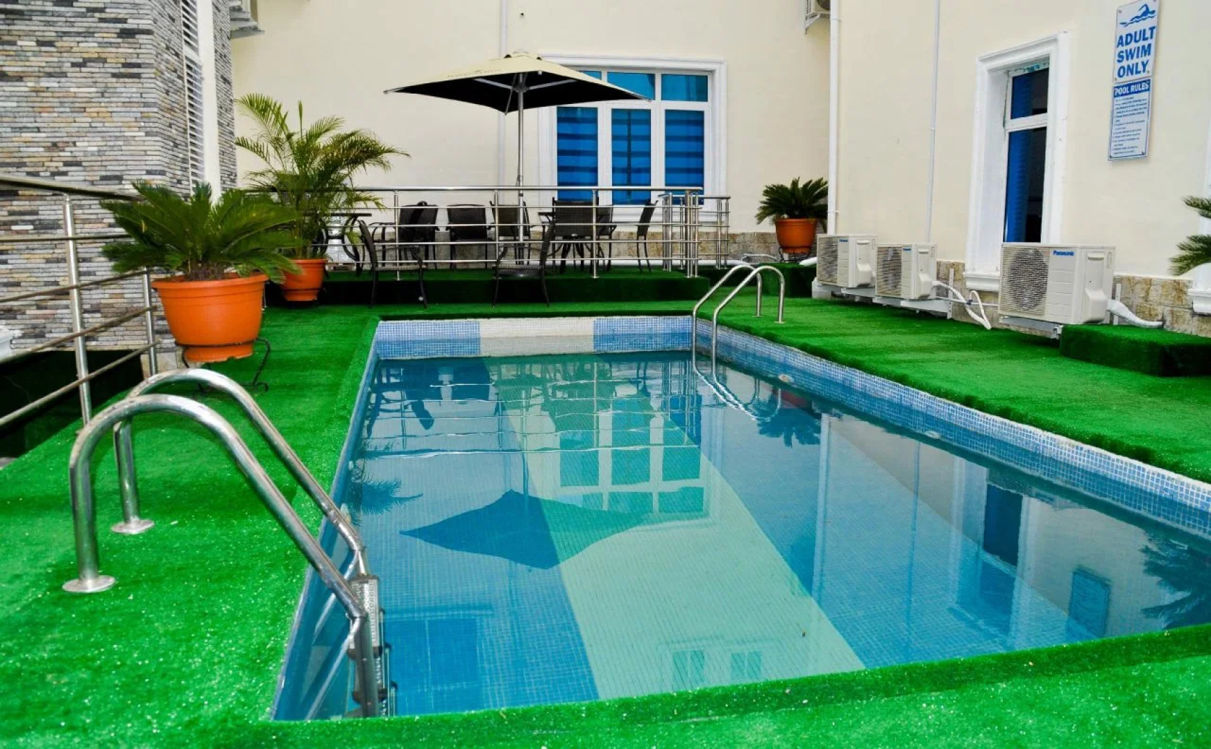 Fritz Apartments and Suites