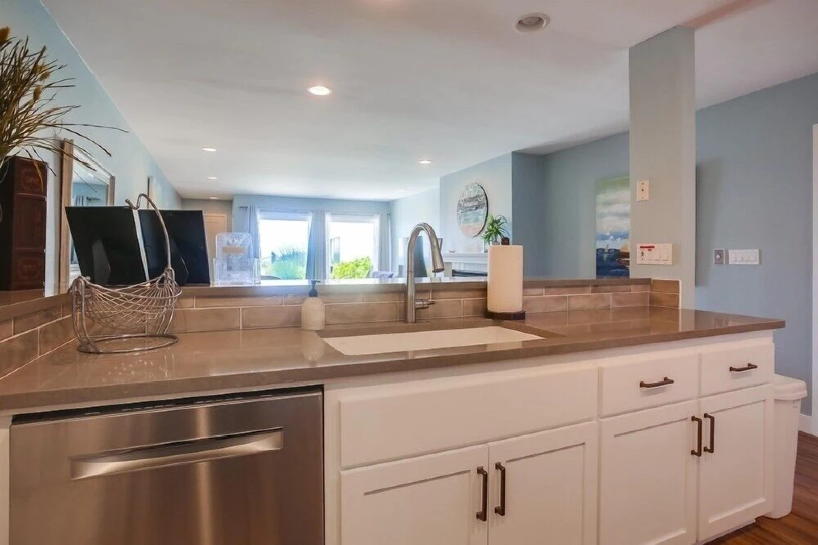 Ocean View Condo Located on The Bluff features EV Charging and Spa SBTC112 by RedAwning