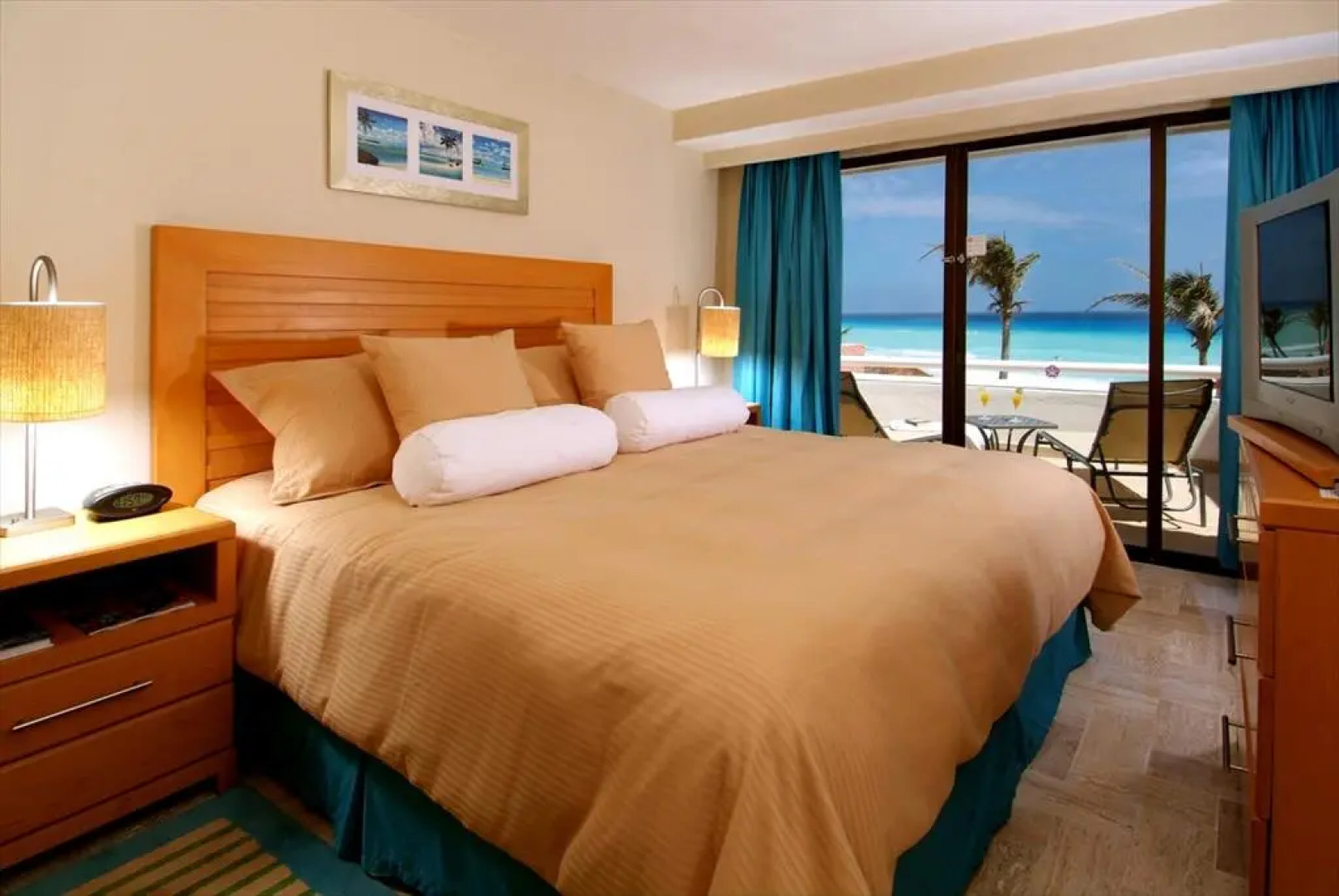 Wyndham Grand Cancun All Inclusive Resort & Villas