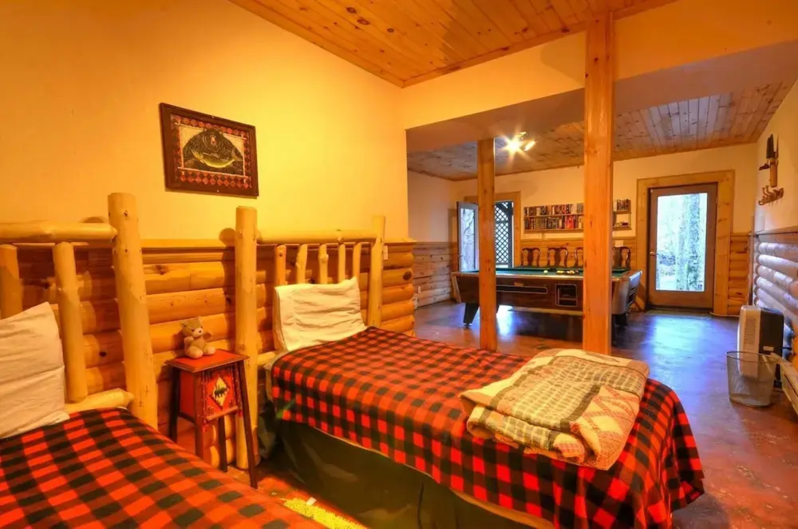 Nantahala Riverside 3 Bedroom Cabin by RedAwning