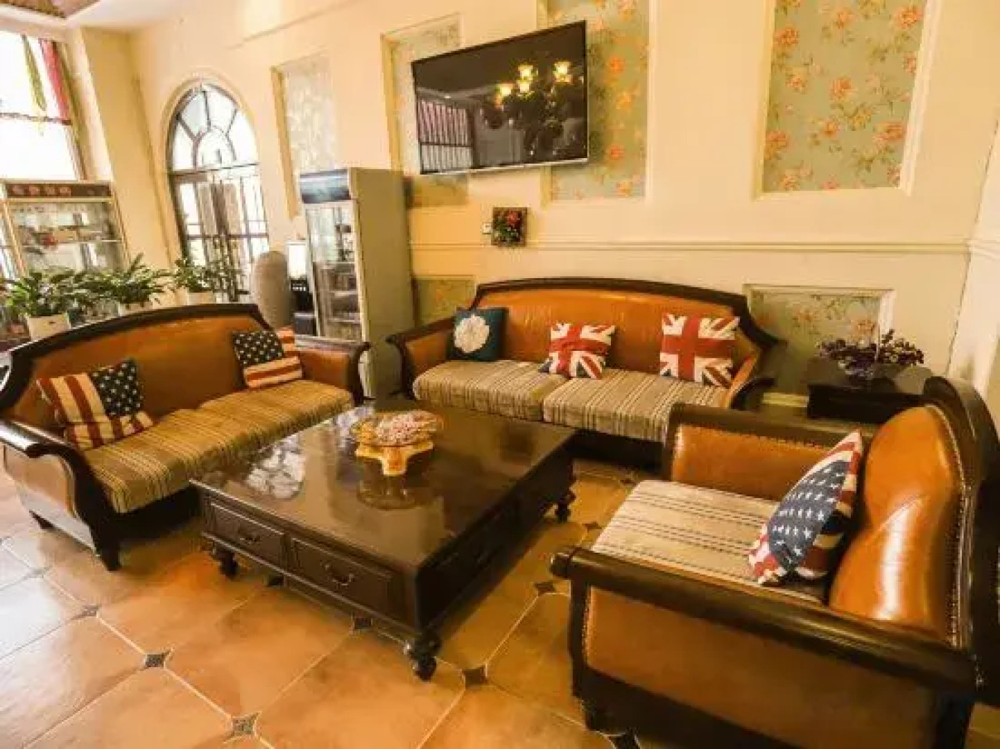 California Journey Holiday Inn (FAW Wuyue Plaza)