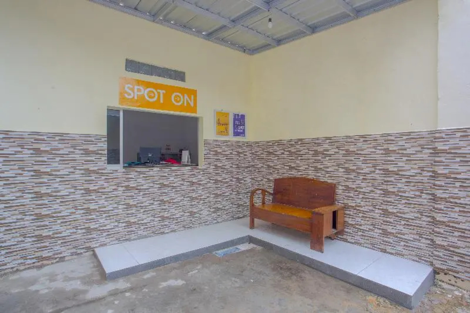 SPOT ON 3119 Hotel Kurnia