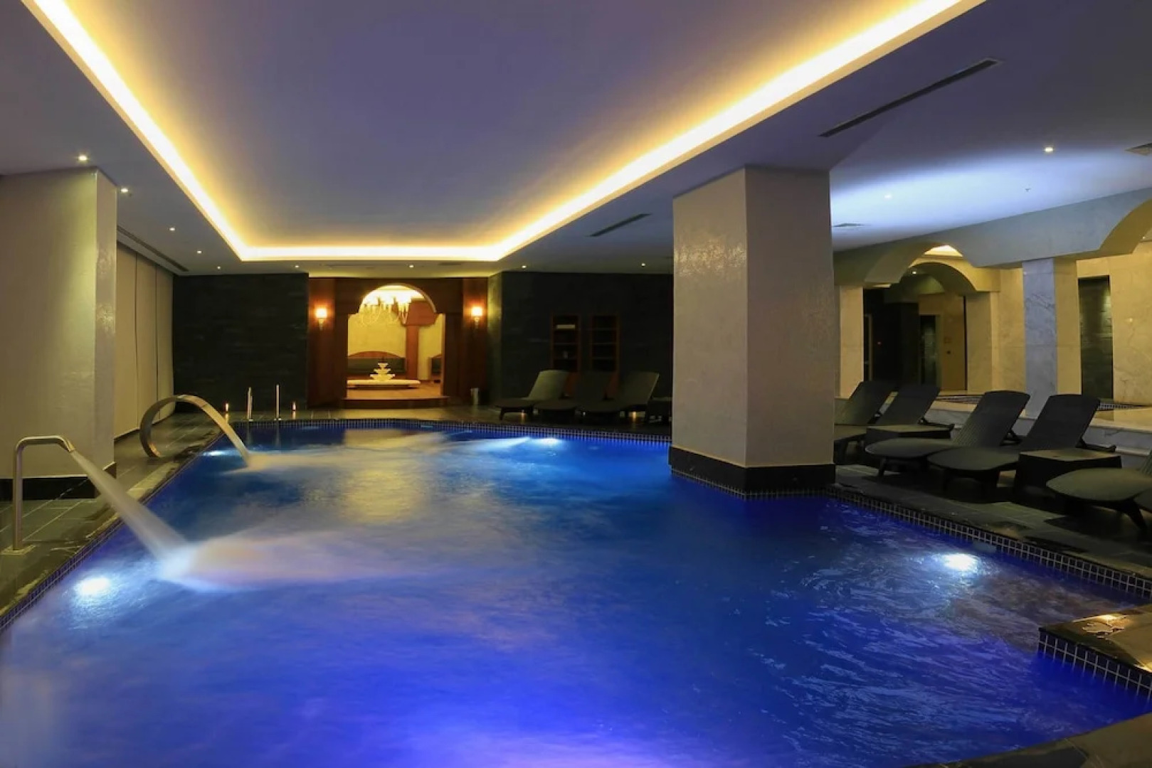 Sky Tower Deluxe Hotel