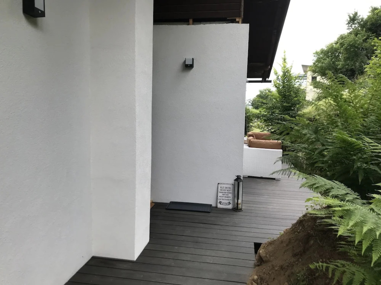 Hillside Rooms and Apartment