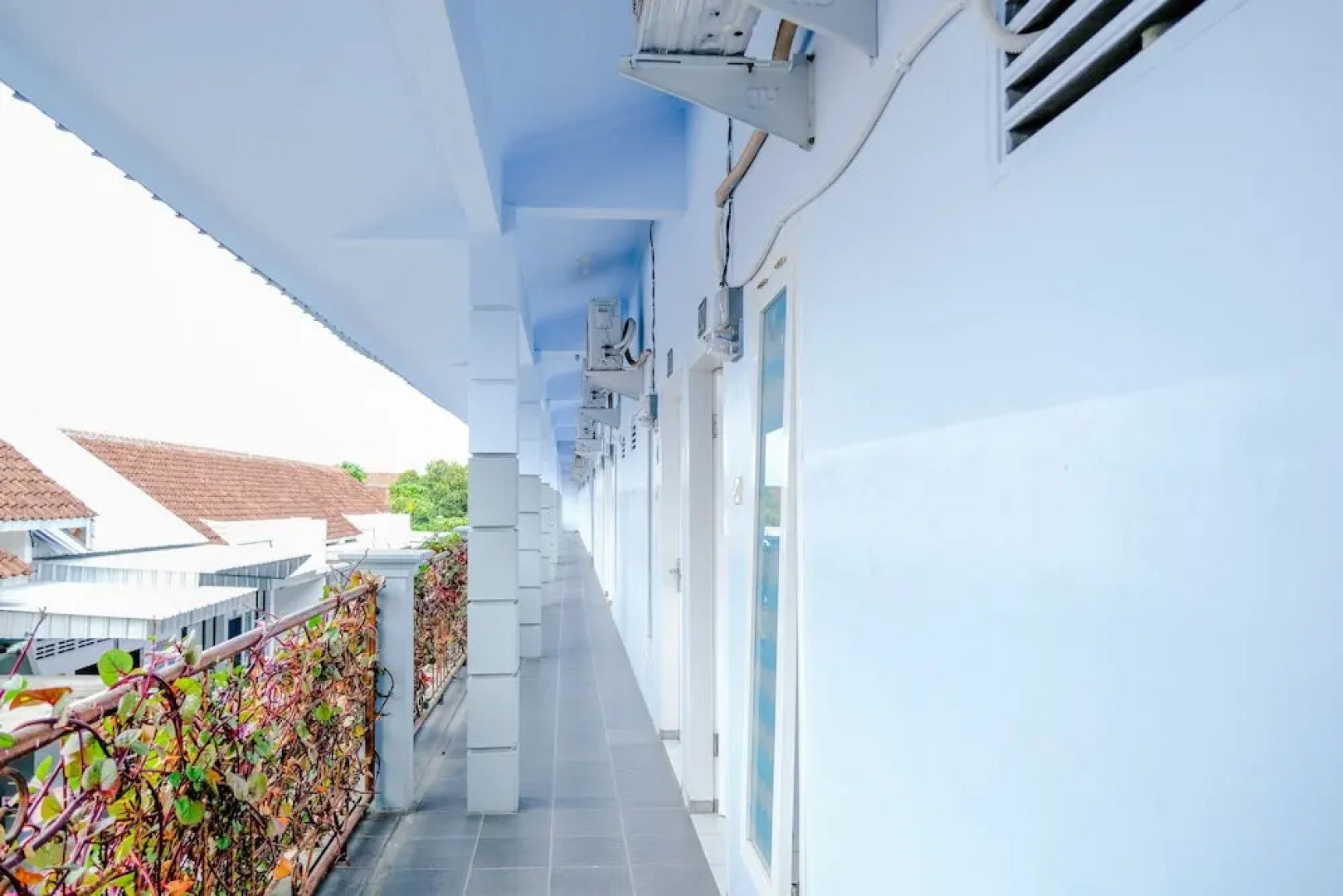 OYO 1976 Omah Kost Family