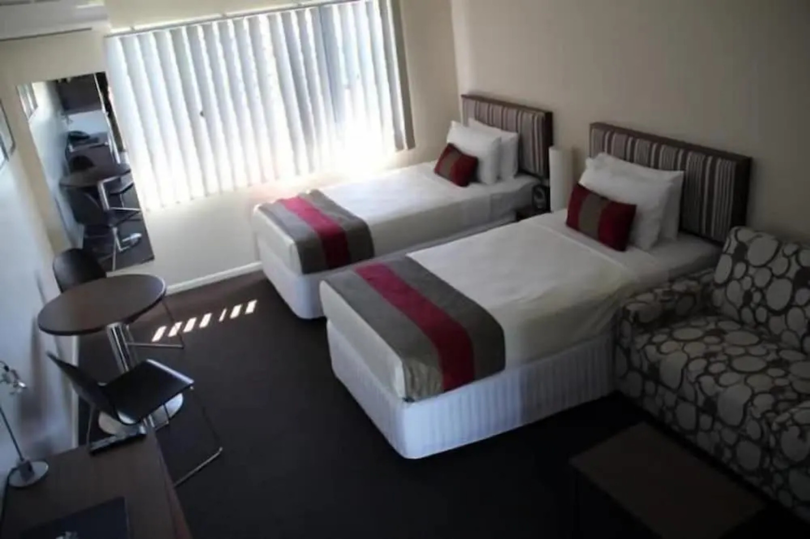 Tropixx Motel & Restaurant