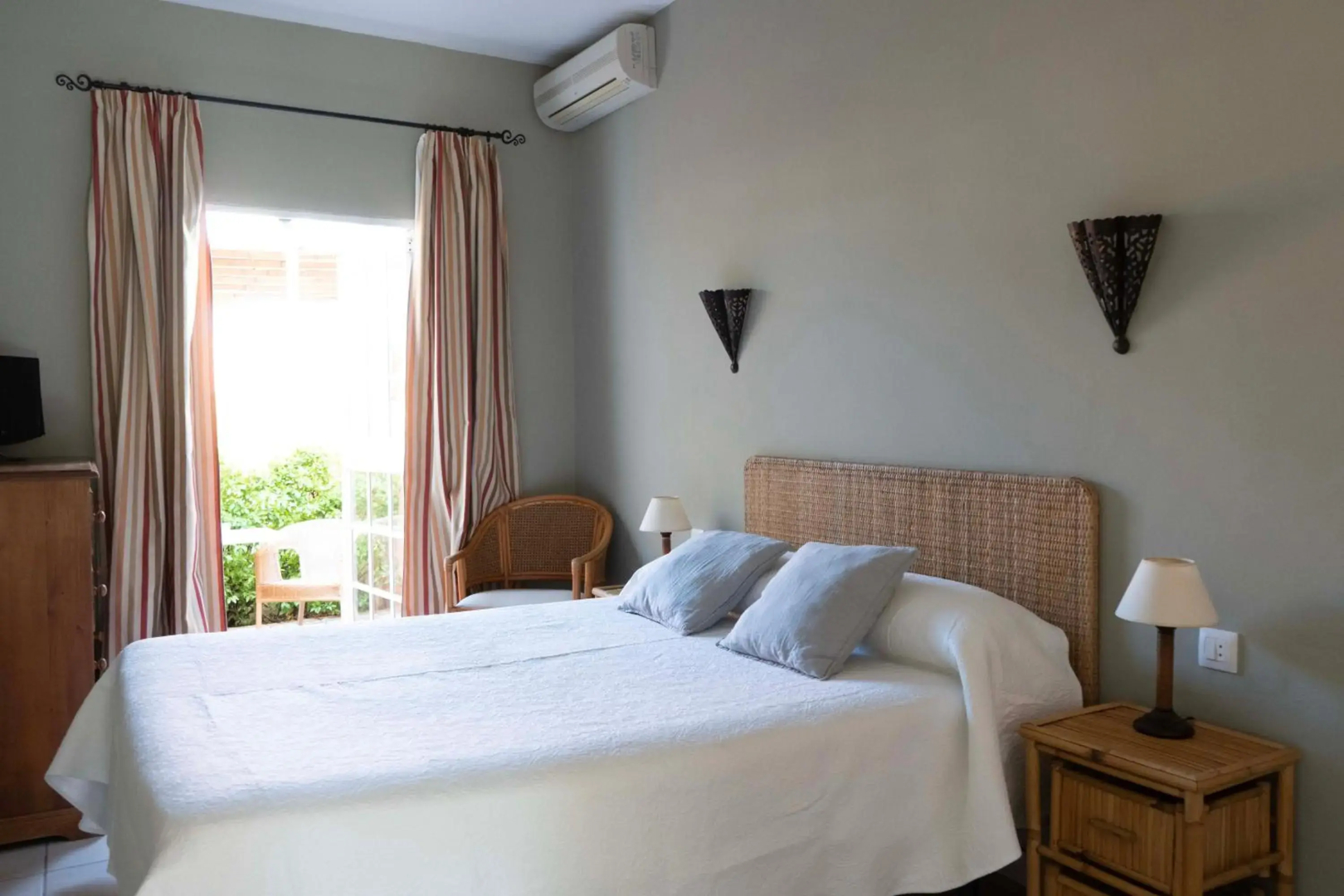 Hotel Madreselva