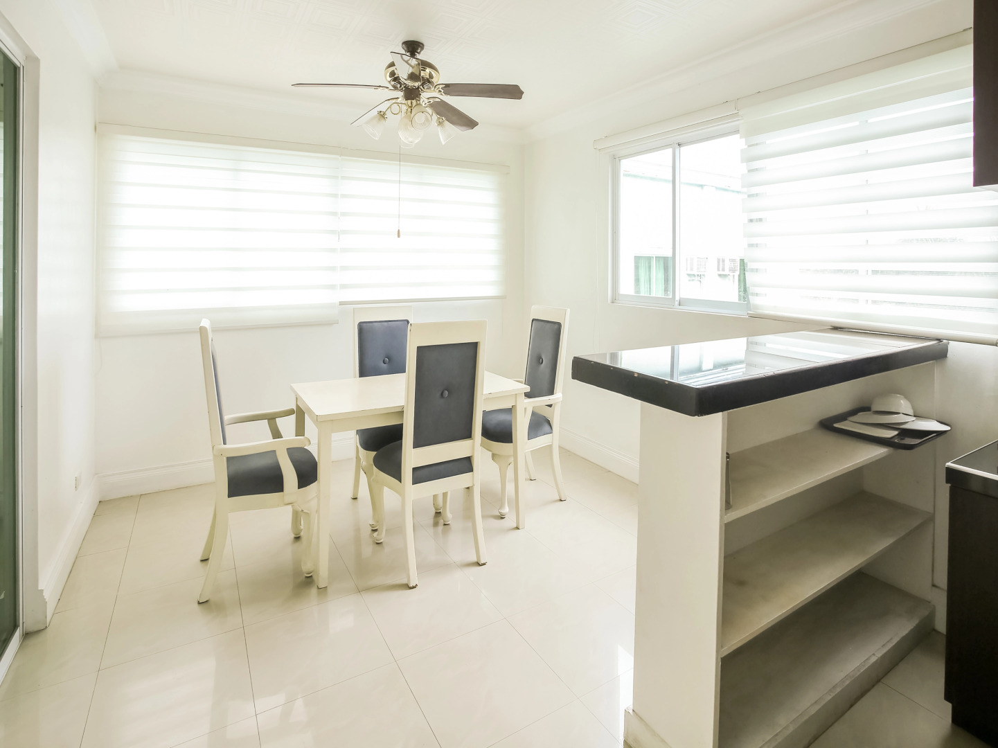 OYO 252 Hotel Euroasia (Vaccinated Staff)