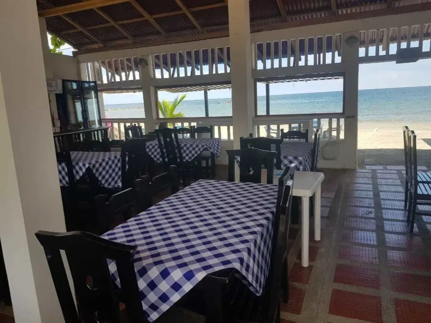 Hotel Playa Tiburon