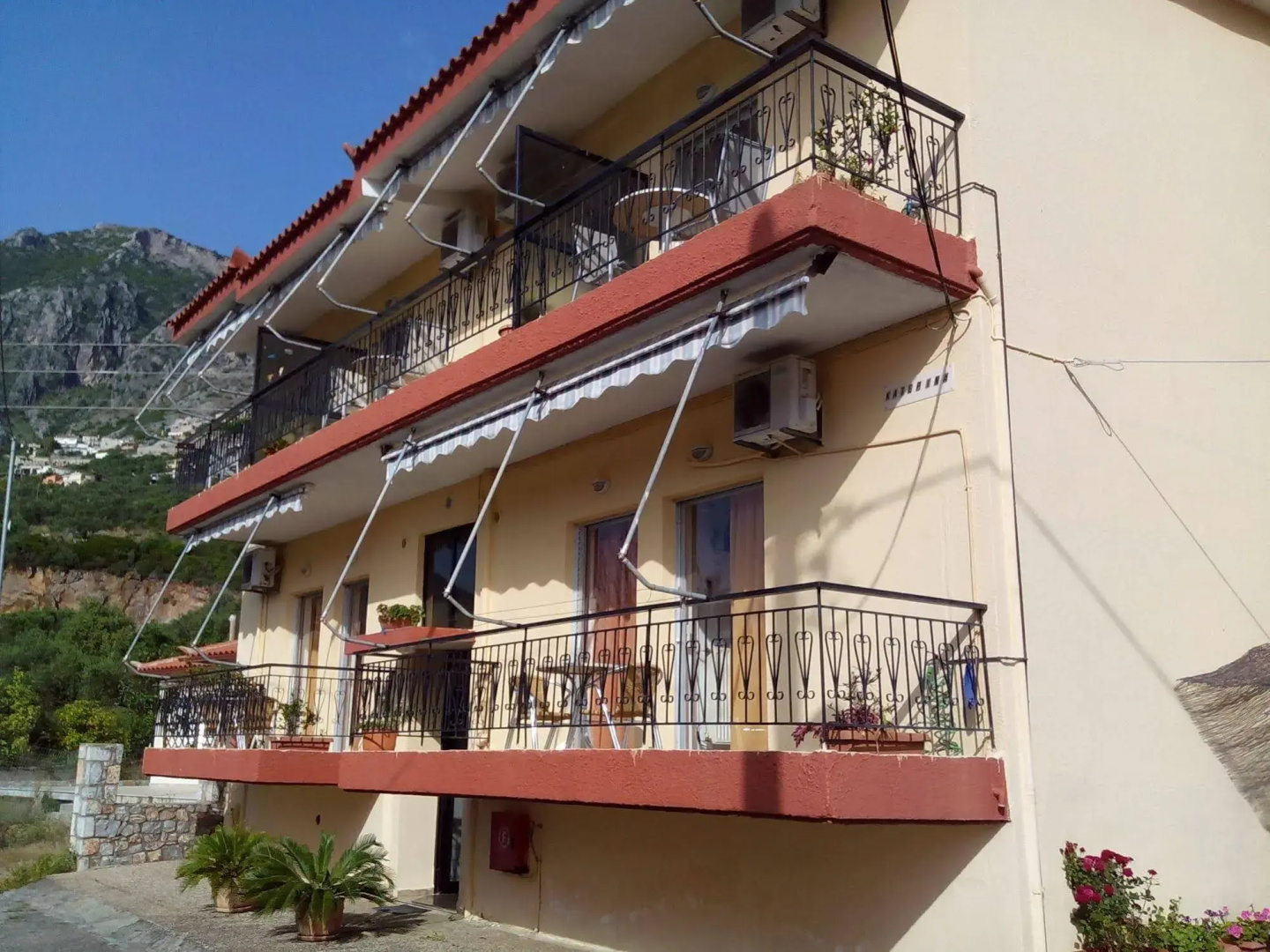 Katerina Apartments