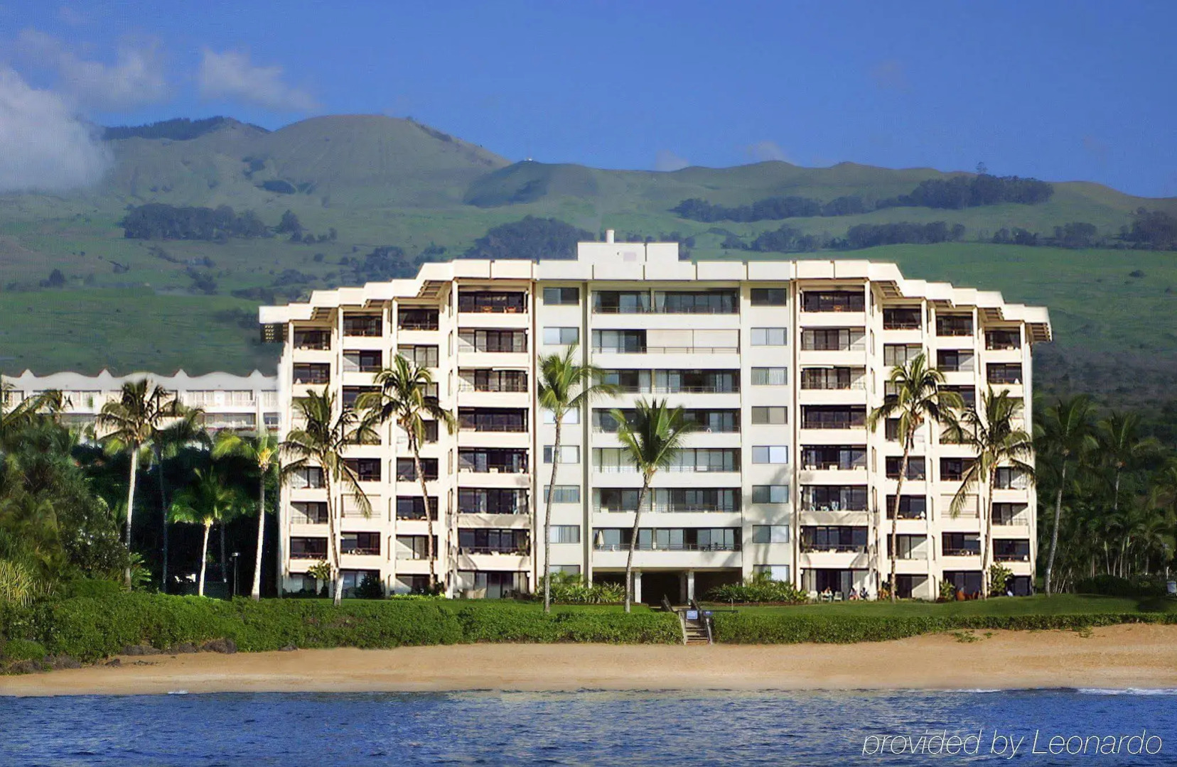 Polo Beach Club Vacation Rentals - APlus Resorts