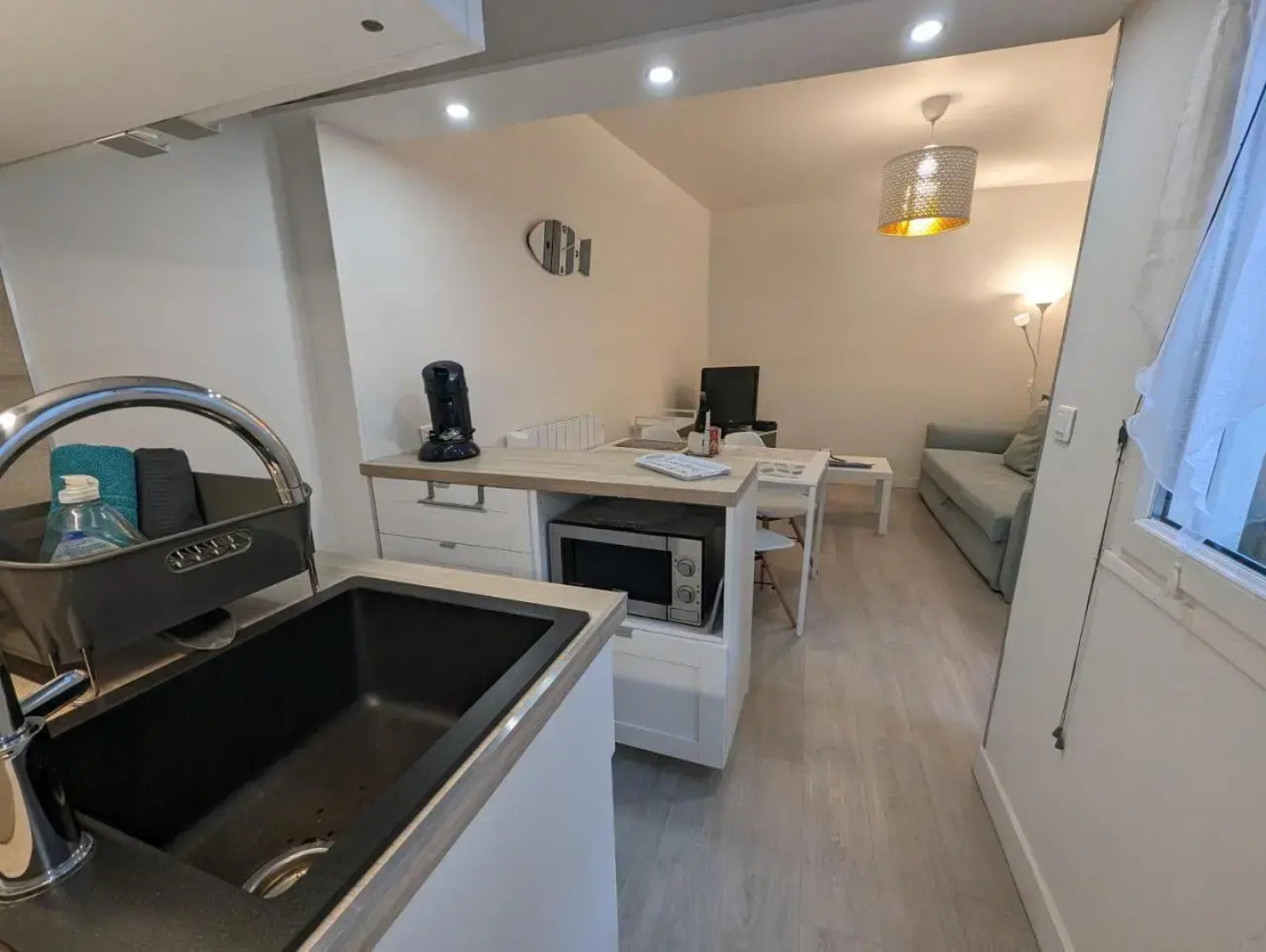 Hypercentre, au calme, 5 min de la plage : KERDAMEZ !