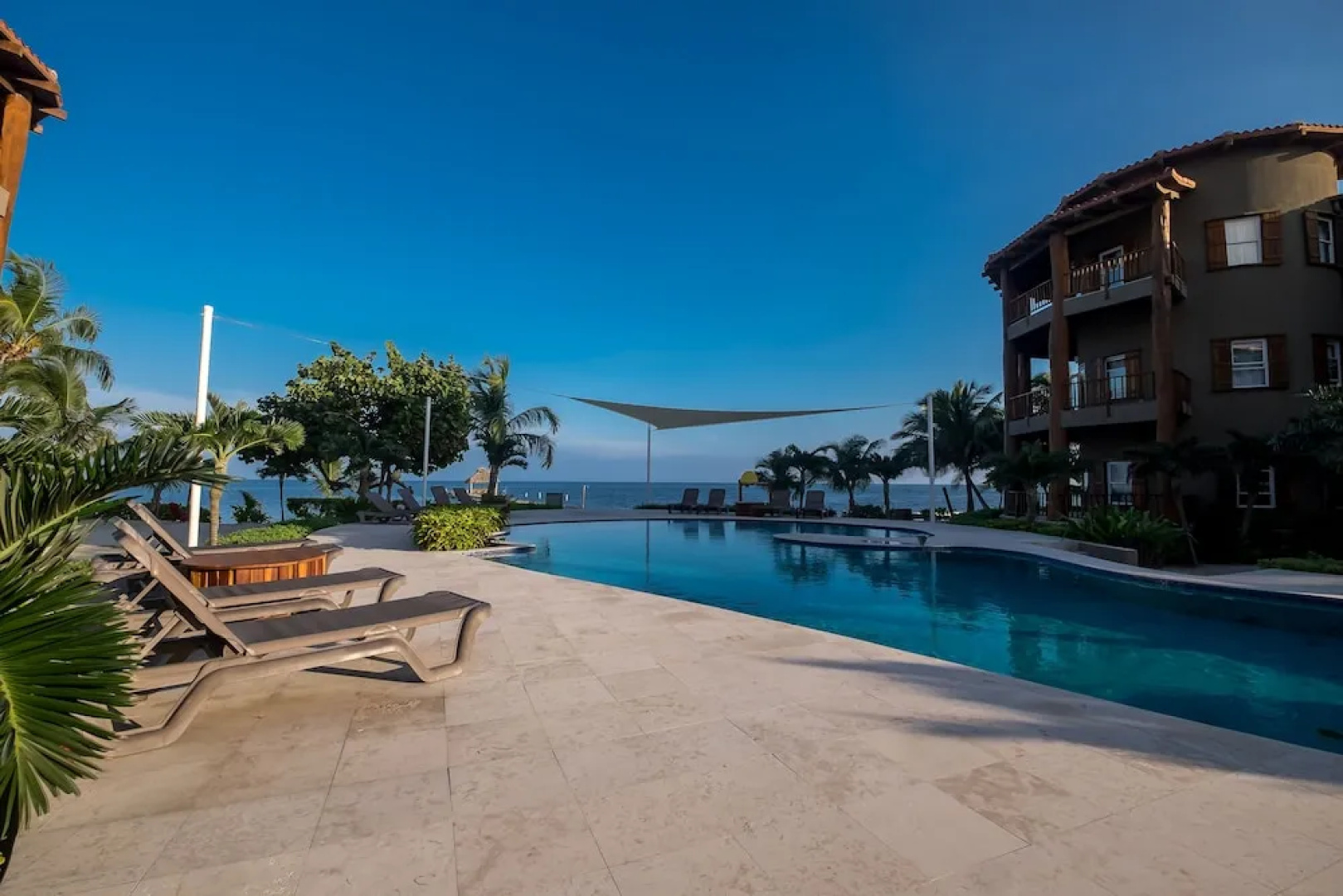 Indigo Belize 2b 3 Bedroom Condo by RedAwning