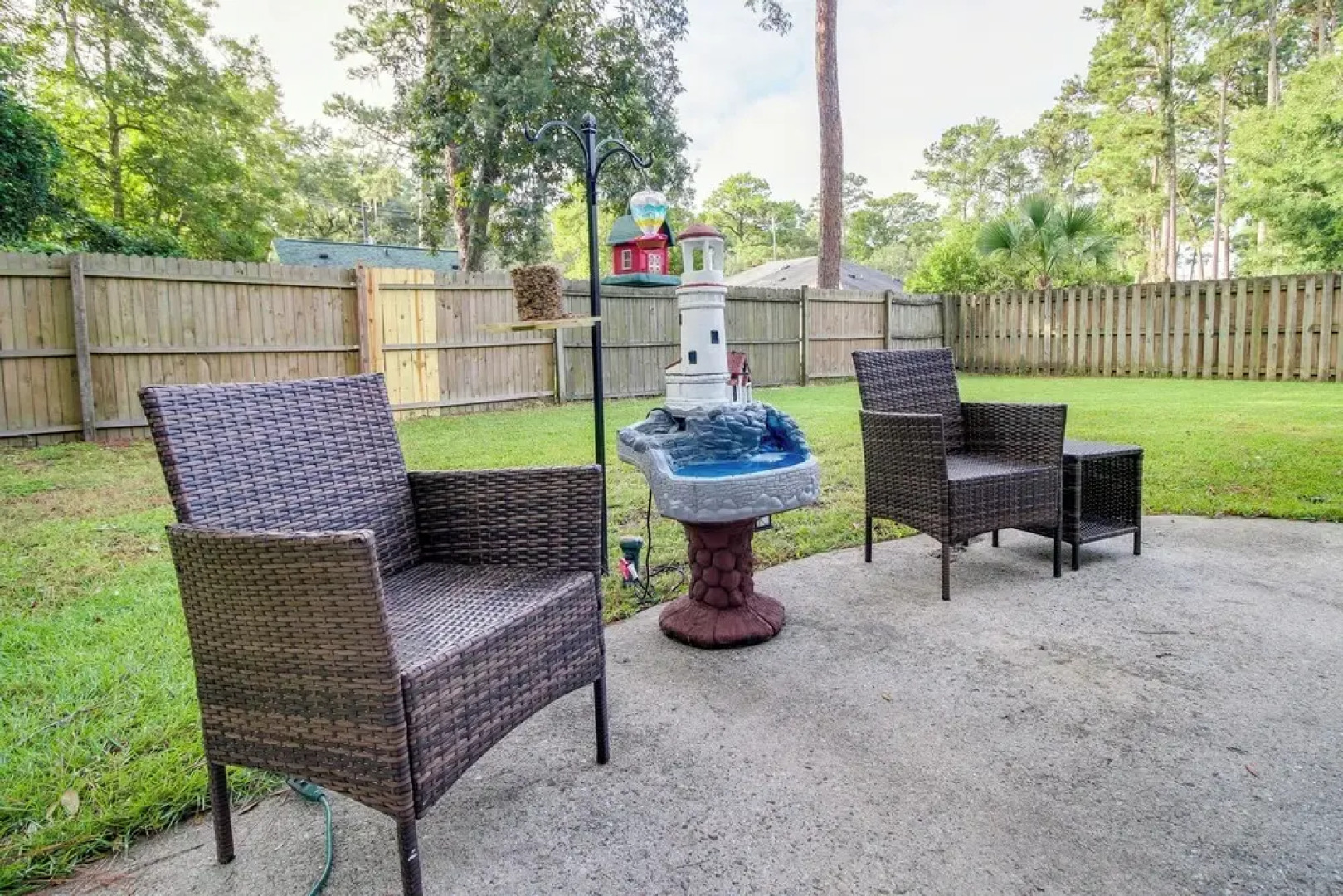 Chic Georgia Abode w/ Lounge Living: Near Beaches!