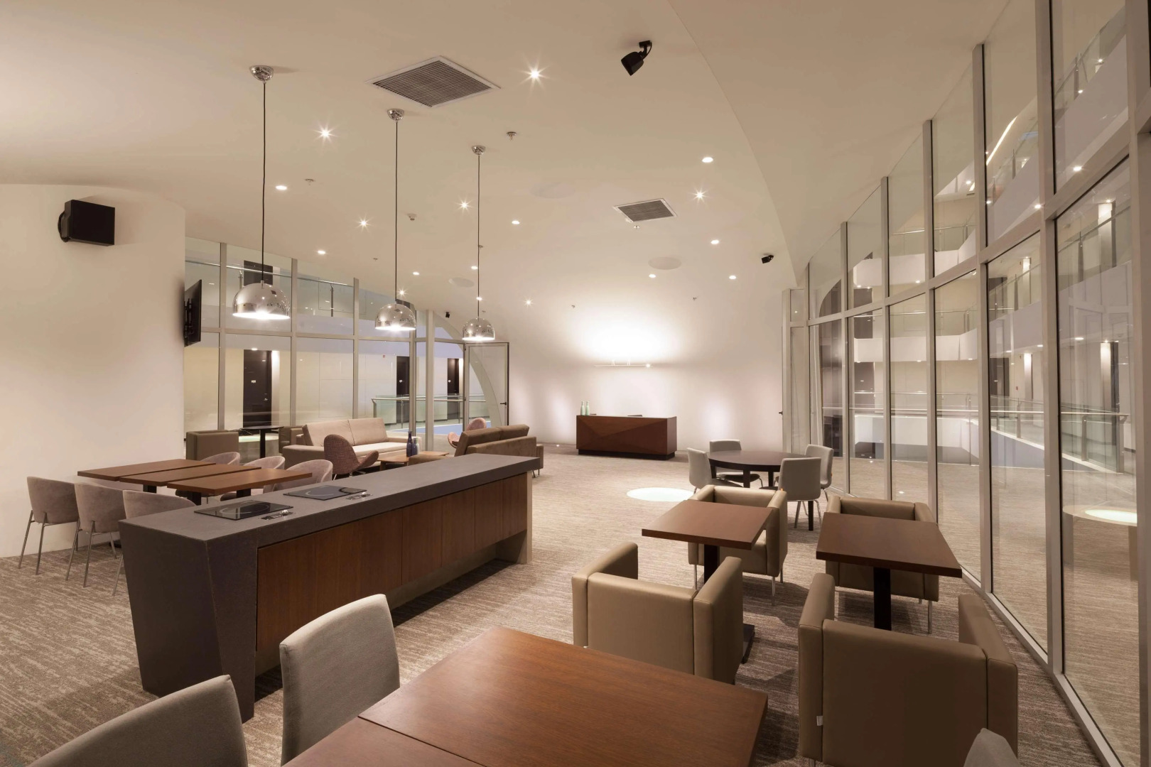 Radisson Hotel Santa Cruz