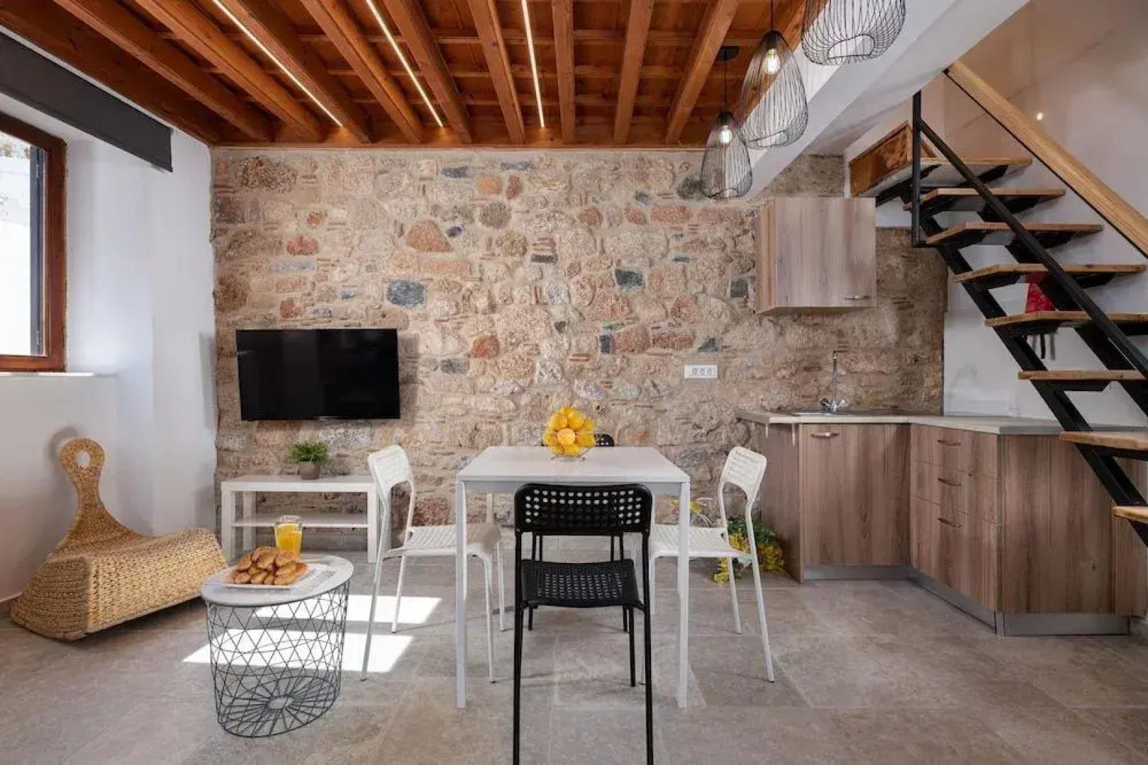 Lindos Citrin Suites